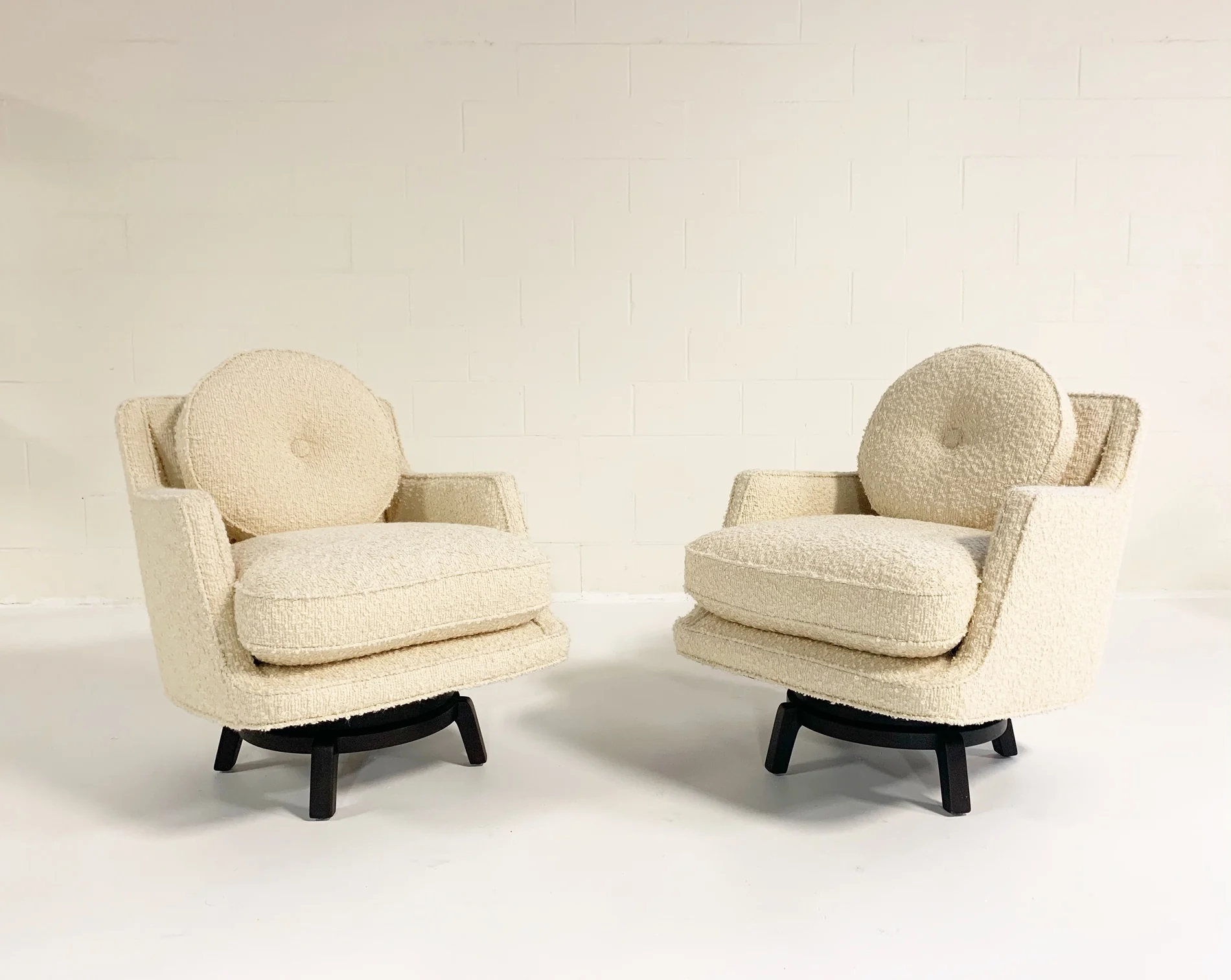Model 5609 Swivel Lounge Chairs in Schumacher Boucle, Pair