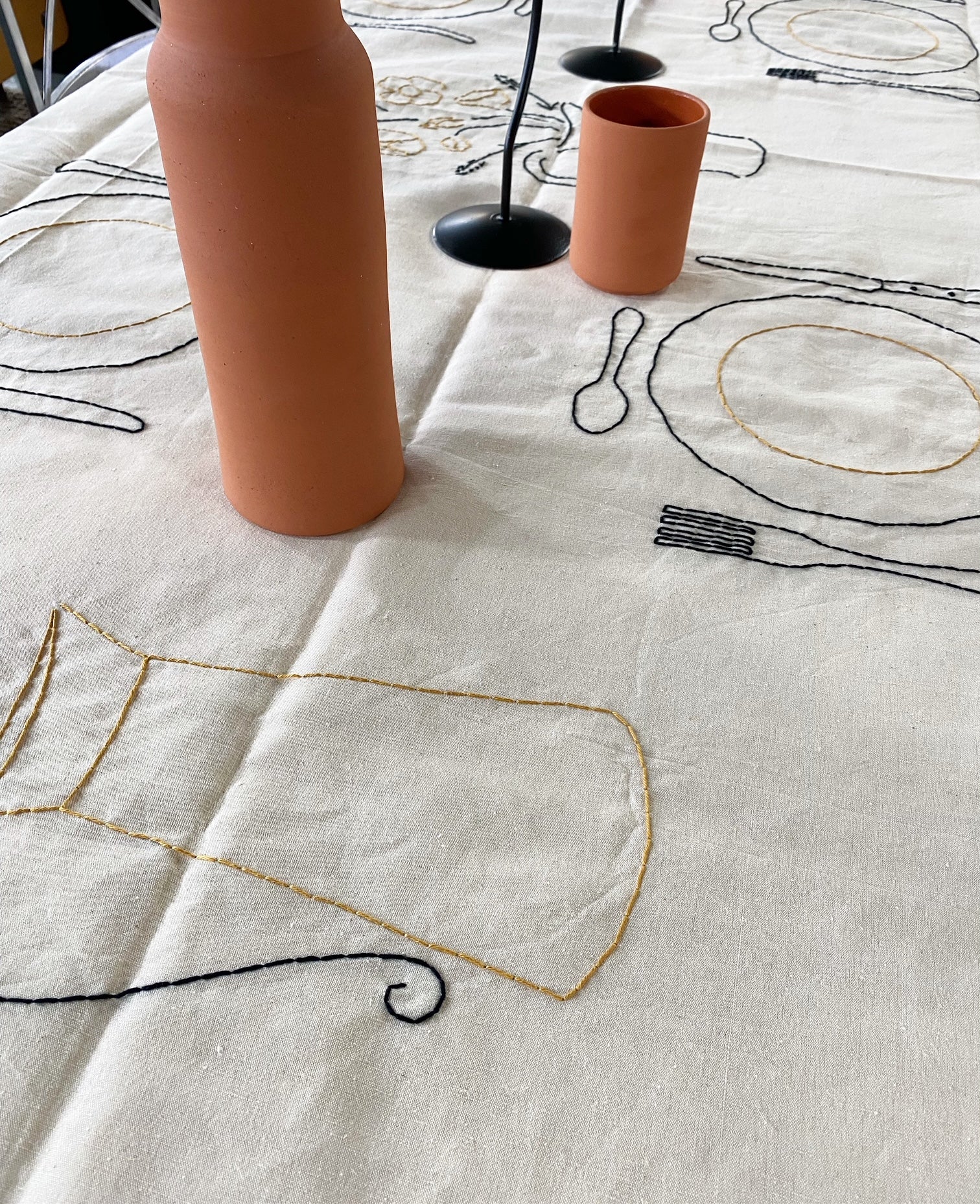 A House in the Country Tablecloth - Forsyth Exclusive - Image 5