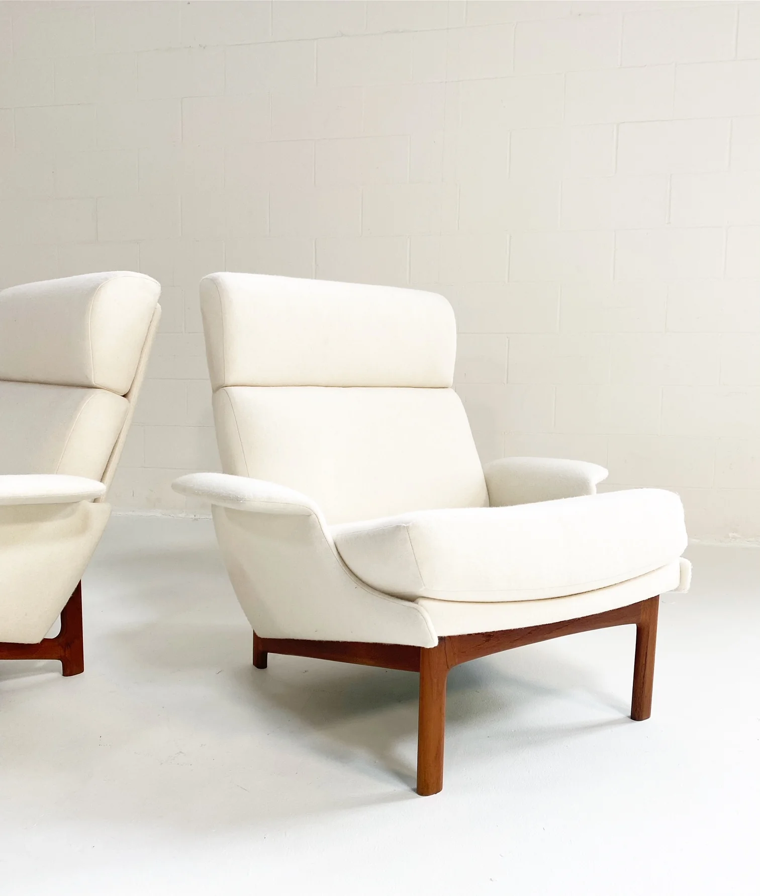 Adam Chairs in Wool Felt, Pair - Image 2