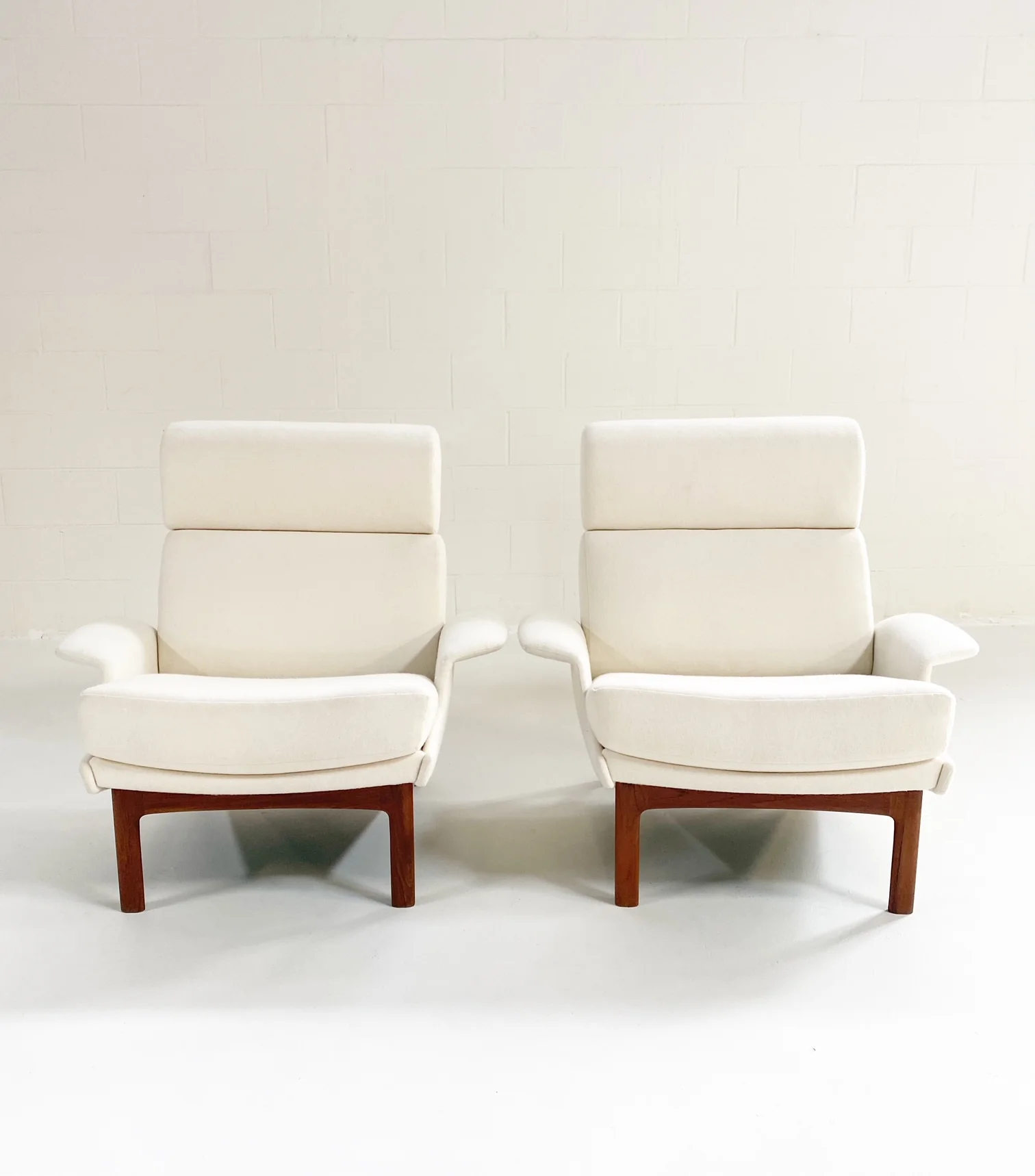 Adam Chairs in Wool Felt, Pair - Image 3