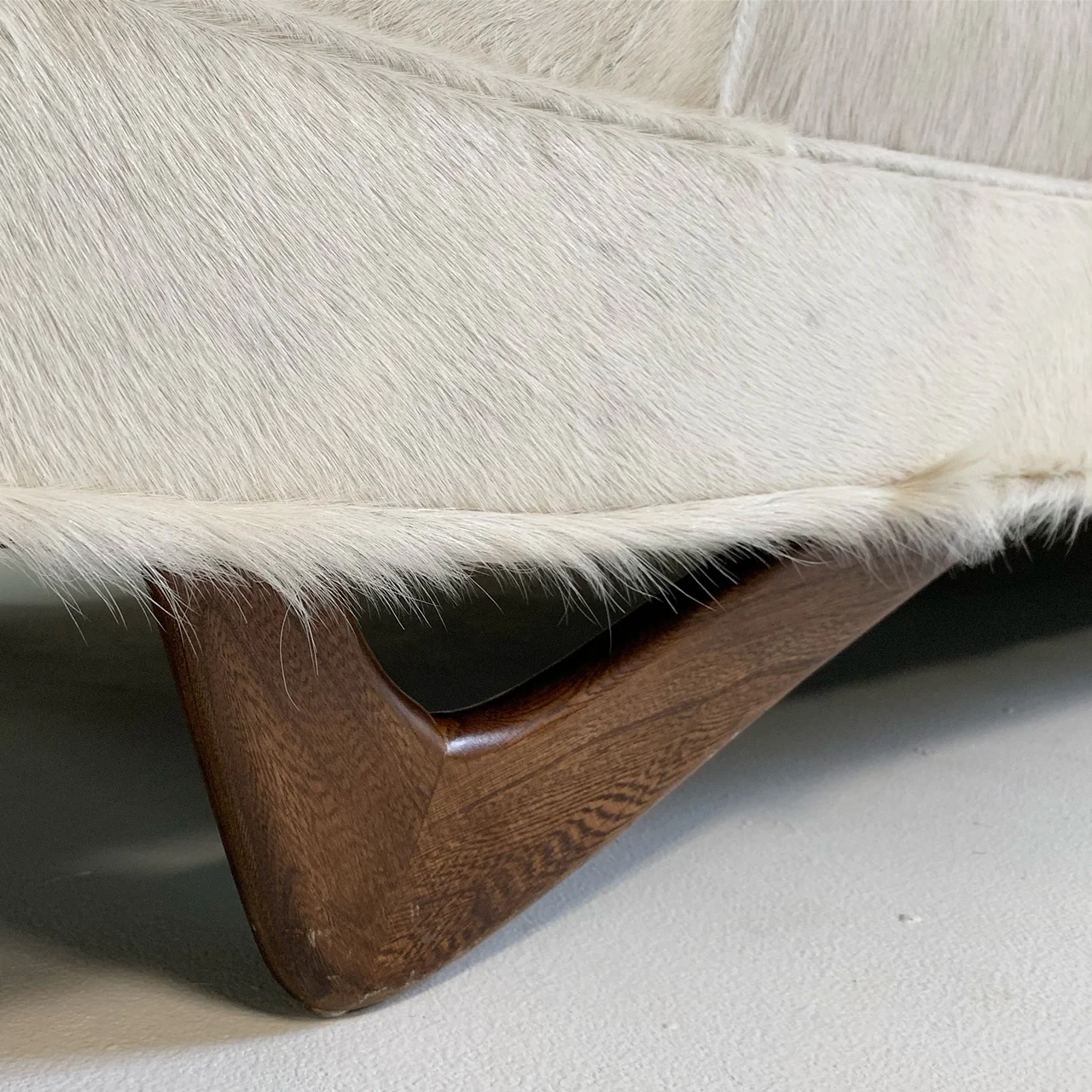 Sofa in Brazilian Cowhide - Image 15