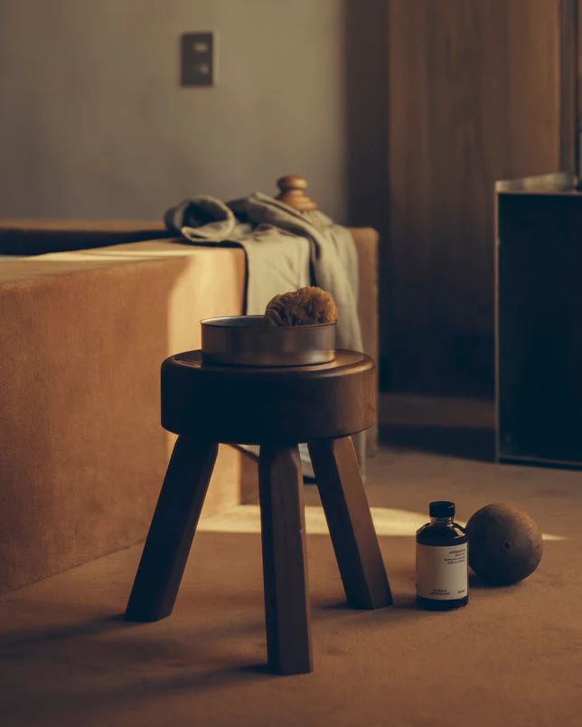 AML Stool | Dark Pine