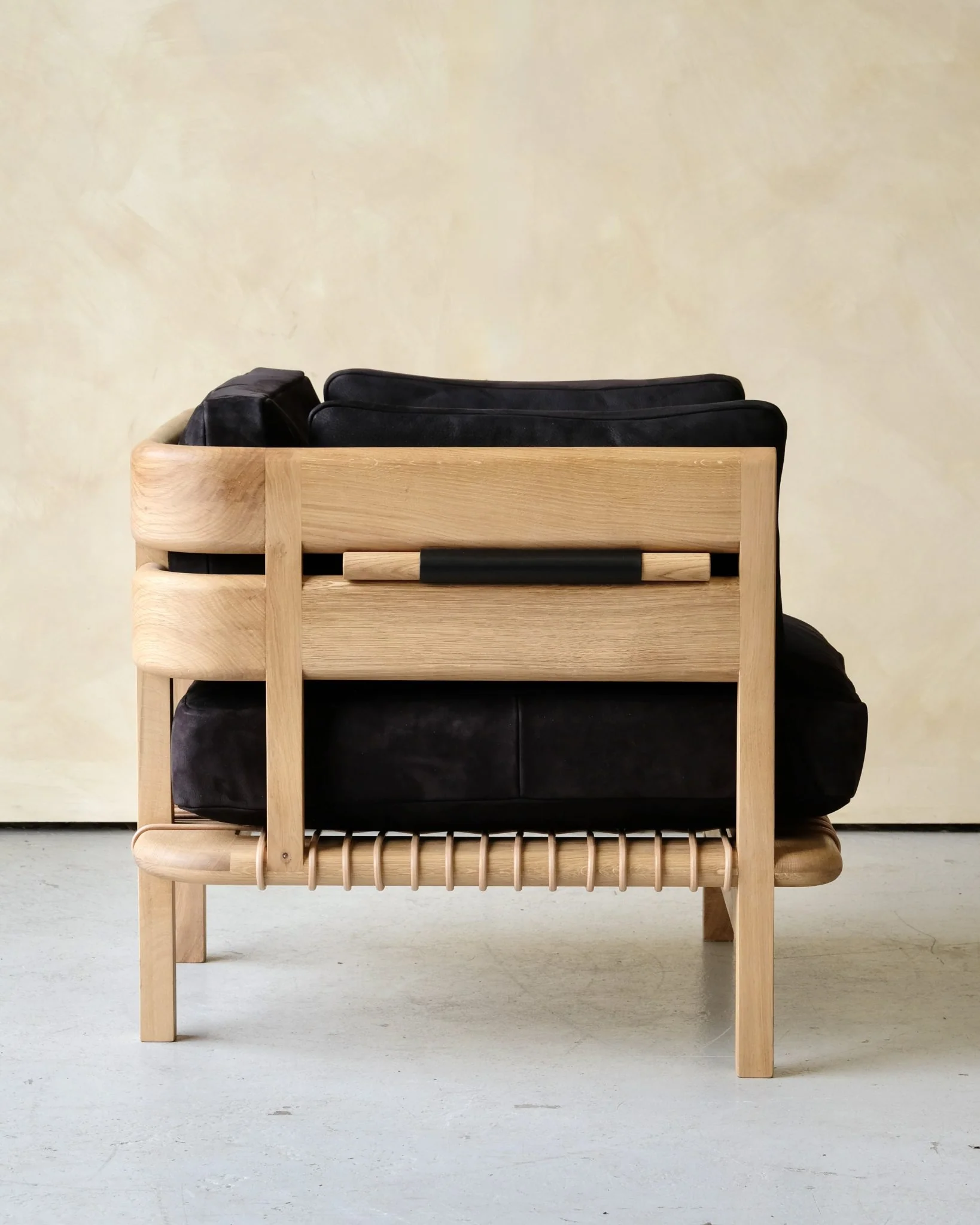 Arc Armchair - Image 4