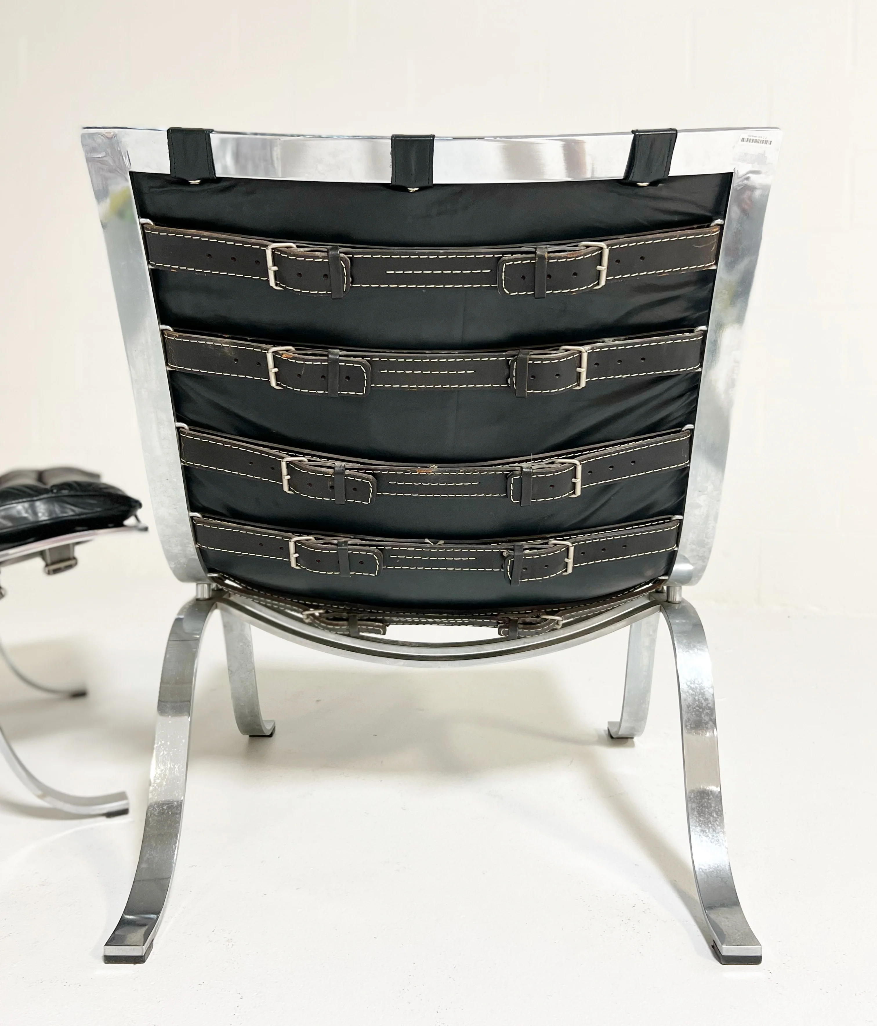 Ariet Lounge Chairs, Pair - Image 12