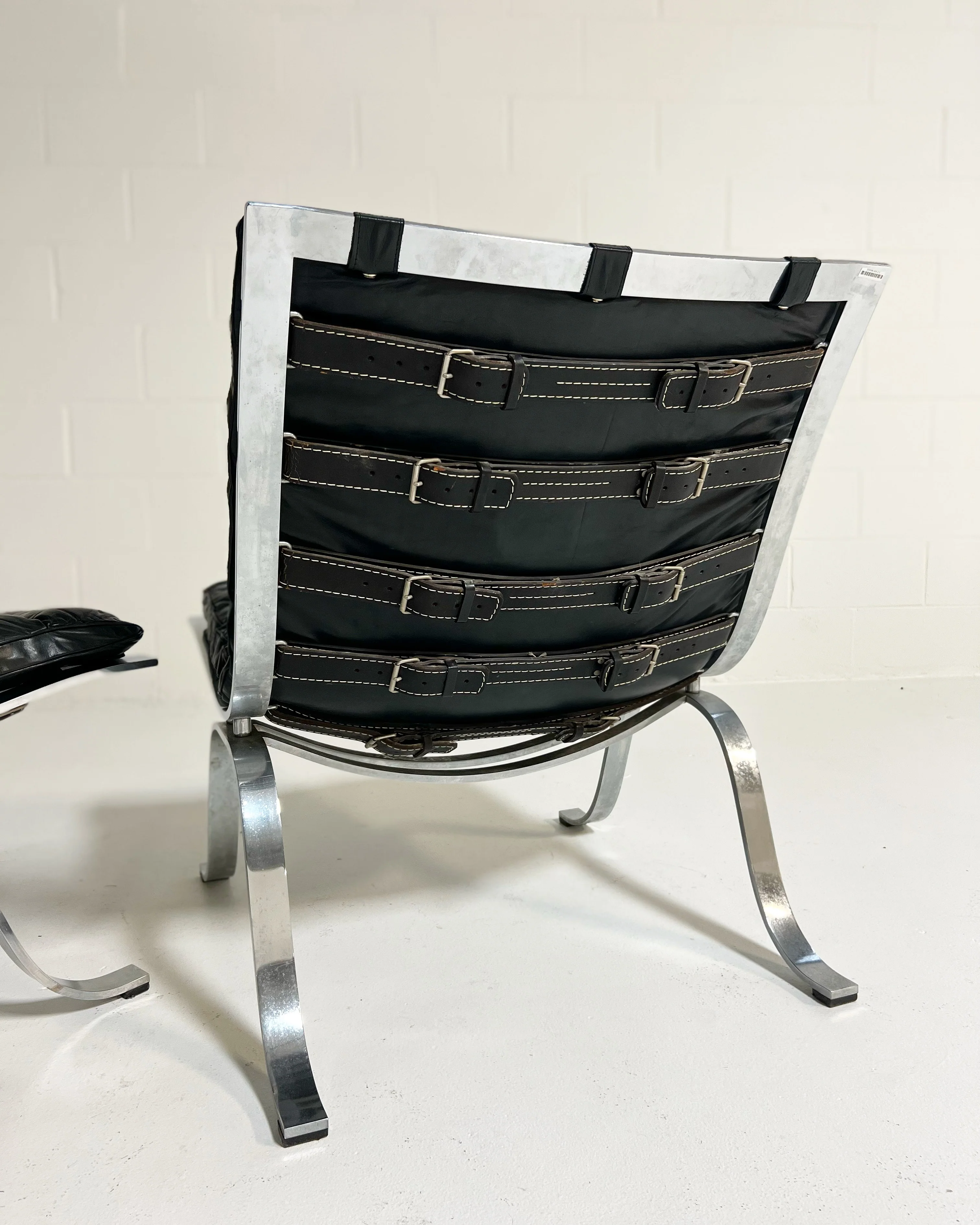 Ariet Lounge Chairs, Pair - Image 2