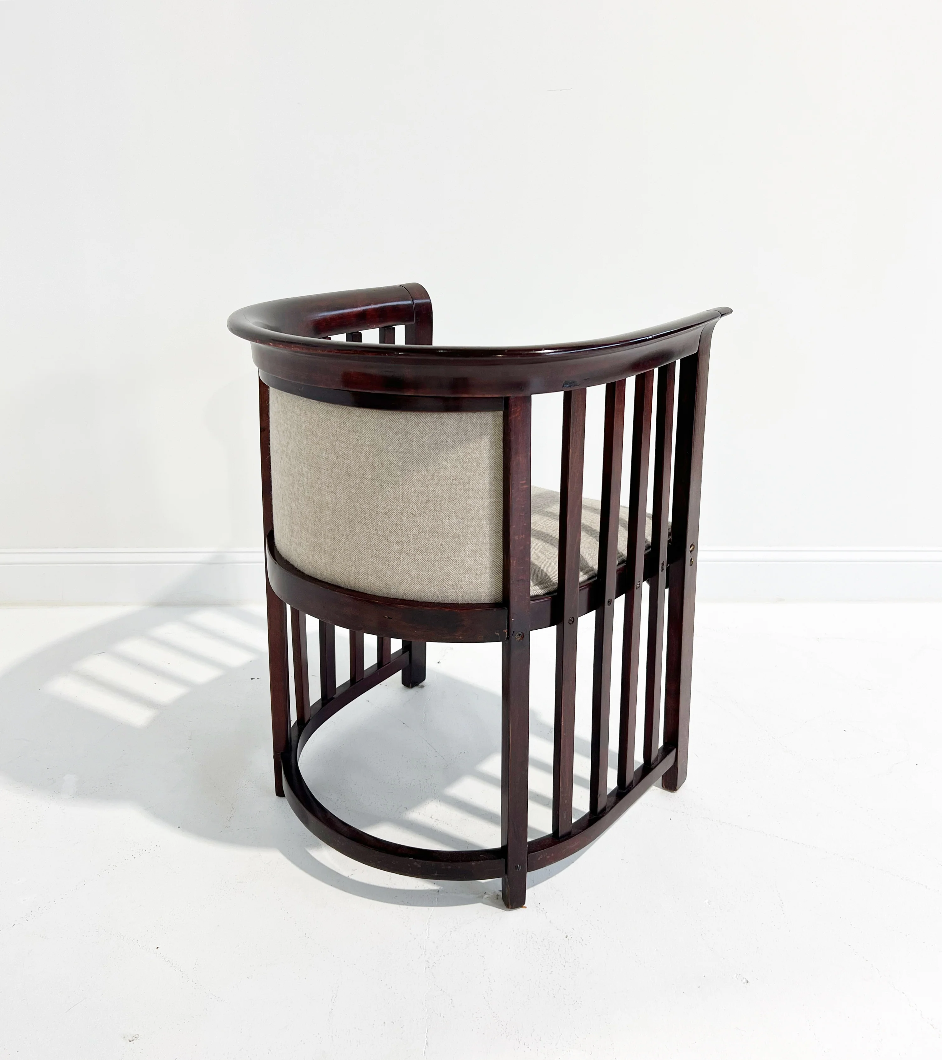 Armchair in Alpaca Herringbone - Image 4