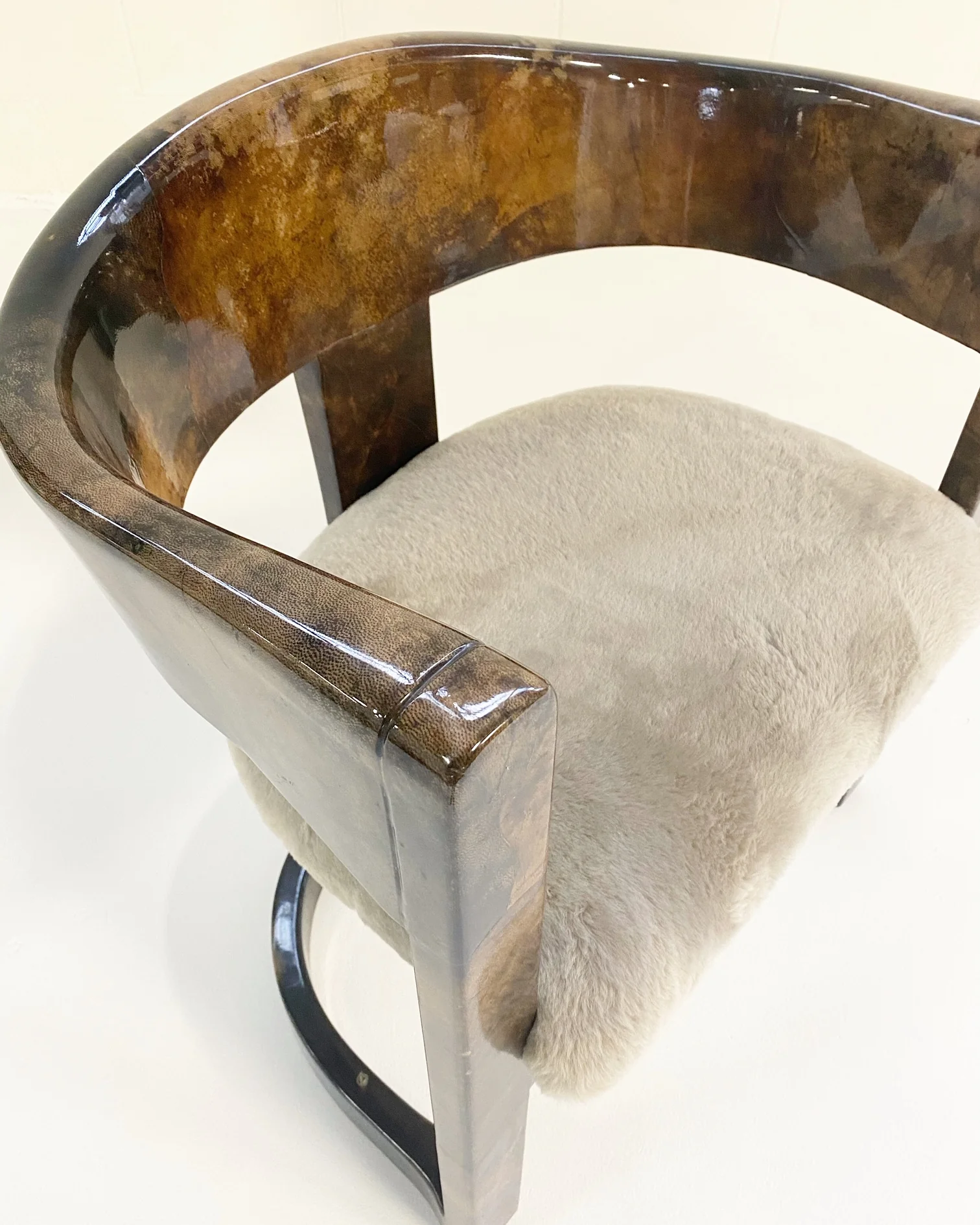Lacquered Goatskin Armchair in Shearling - Image 11