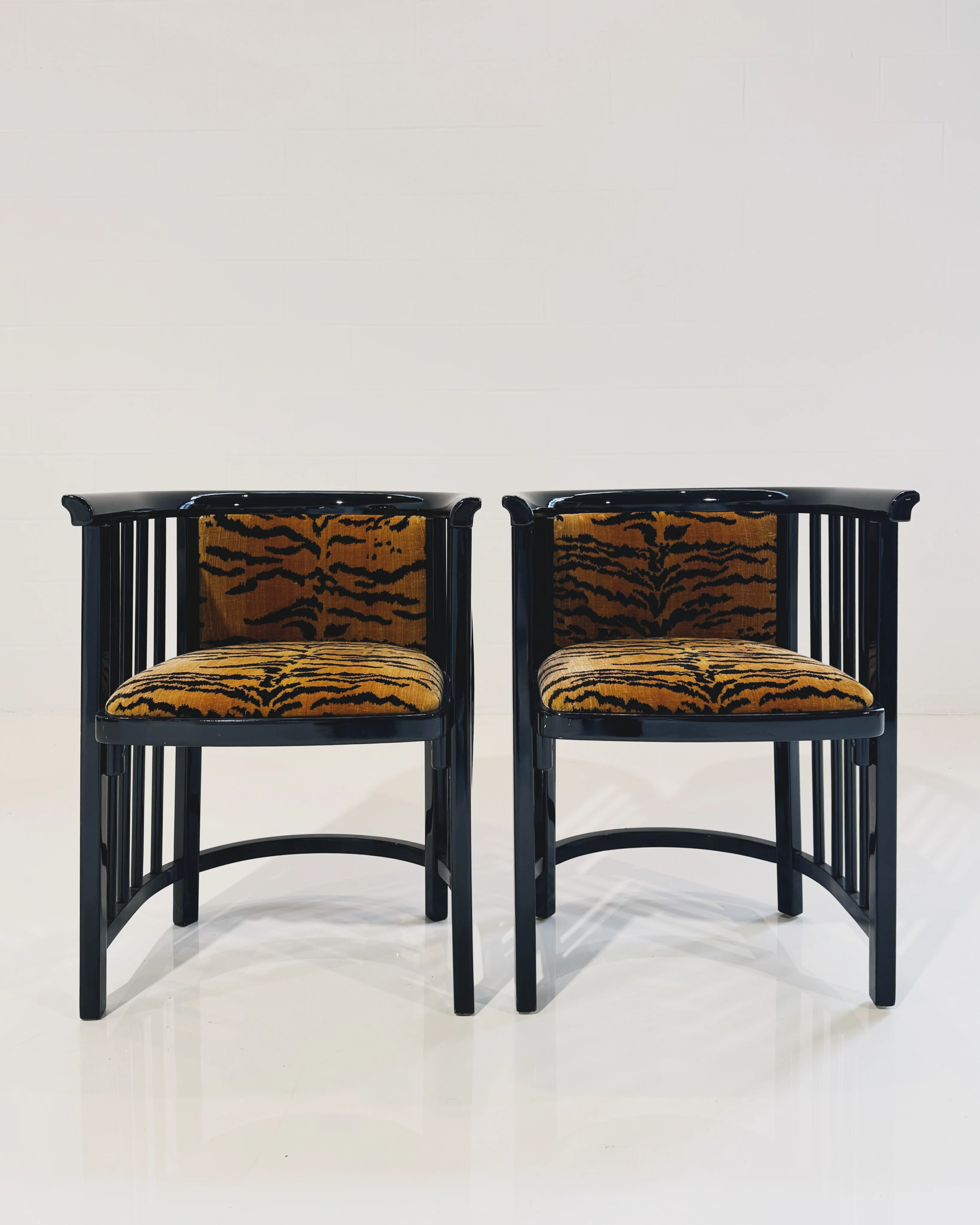 Armchairs in Luigi Bevilacqua Tigre Velvet, Pair