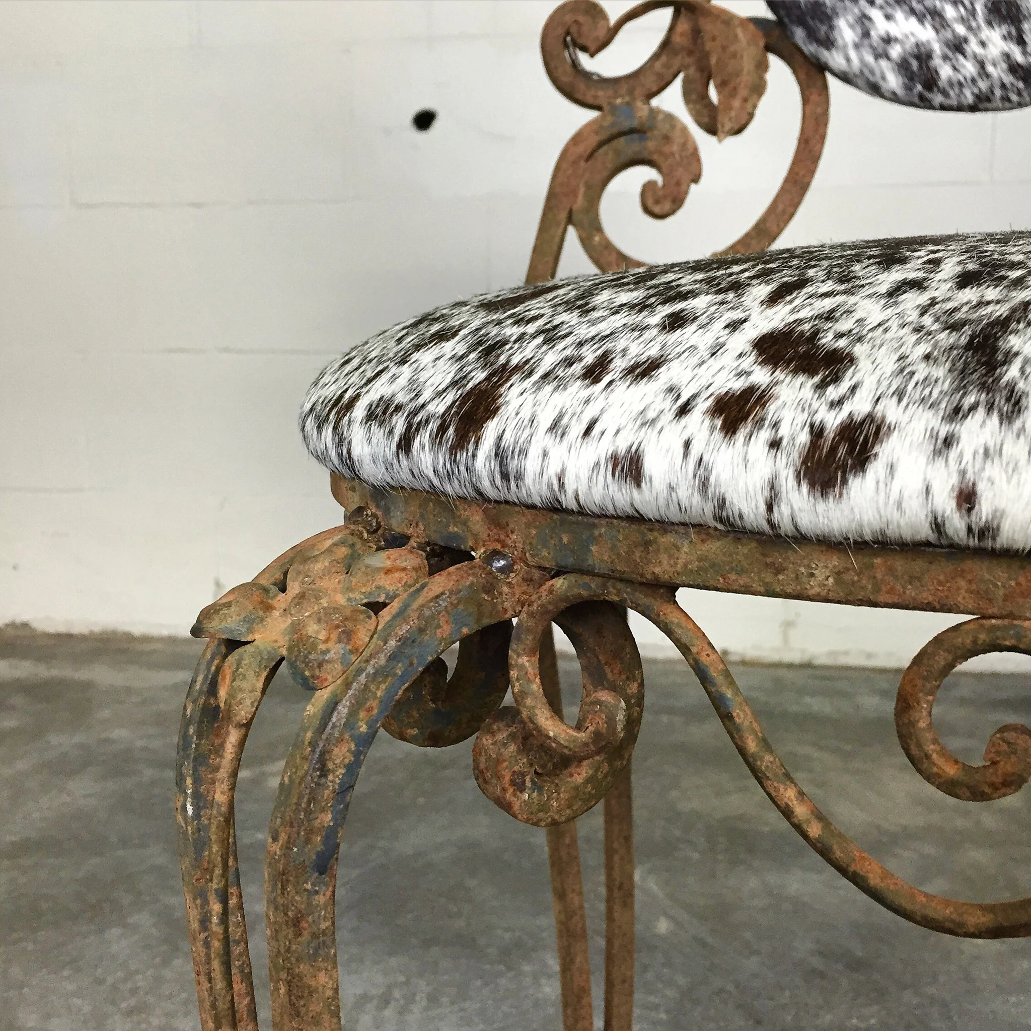 Iron Garden Chairs in Brazilian Cowhide - Image 6
