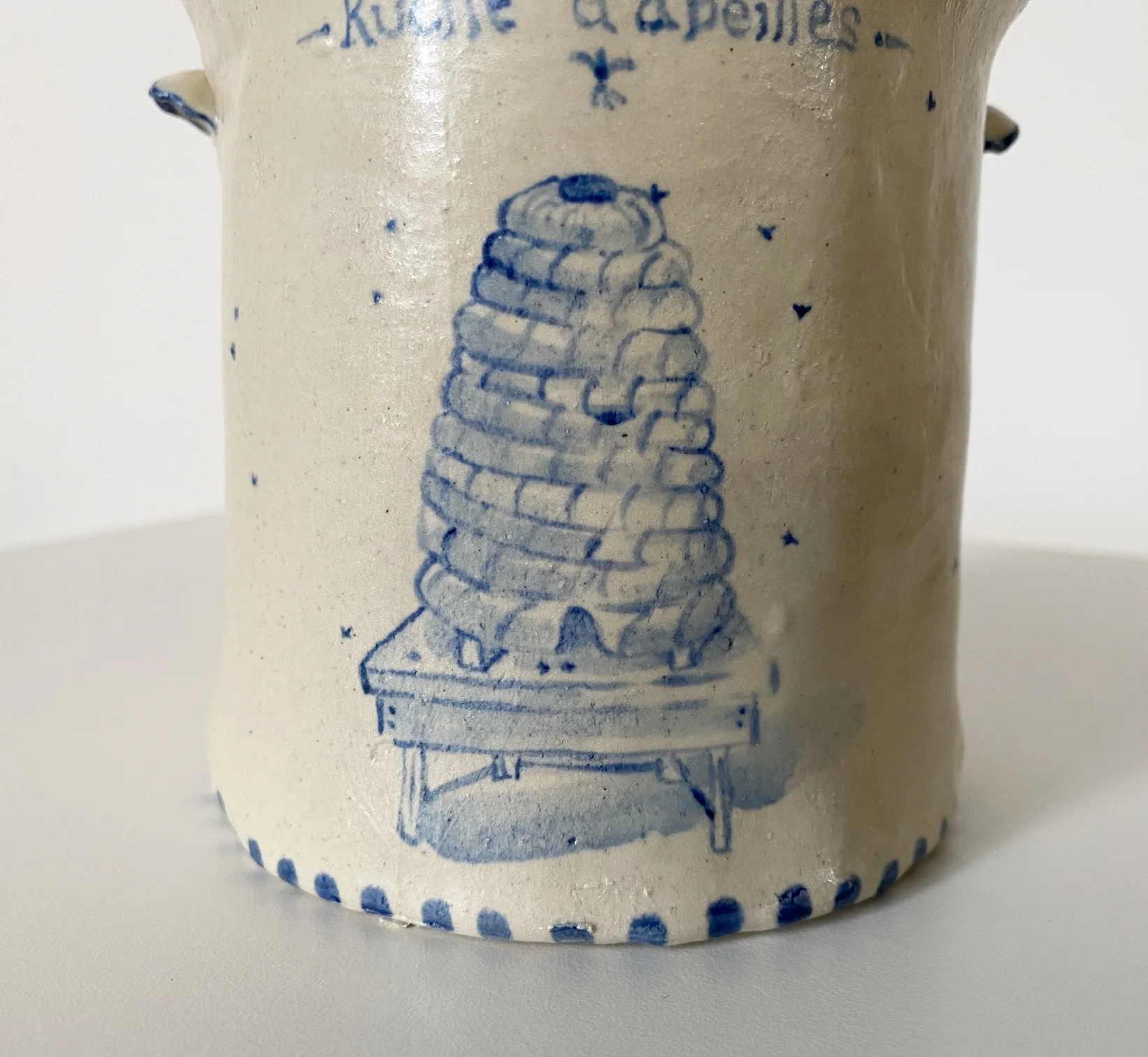 Bee Hive Vase - Image 2