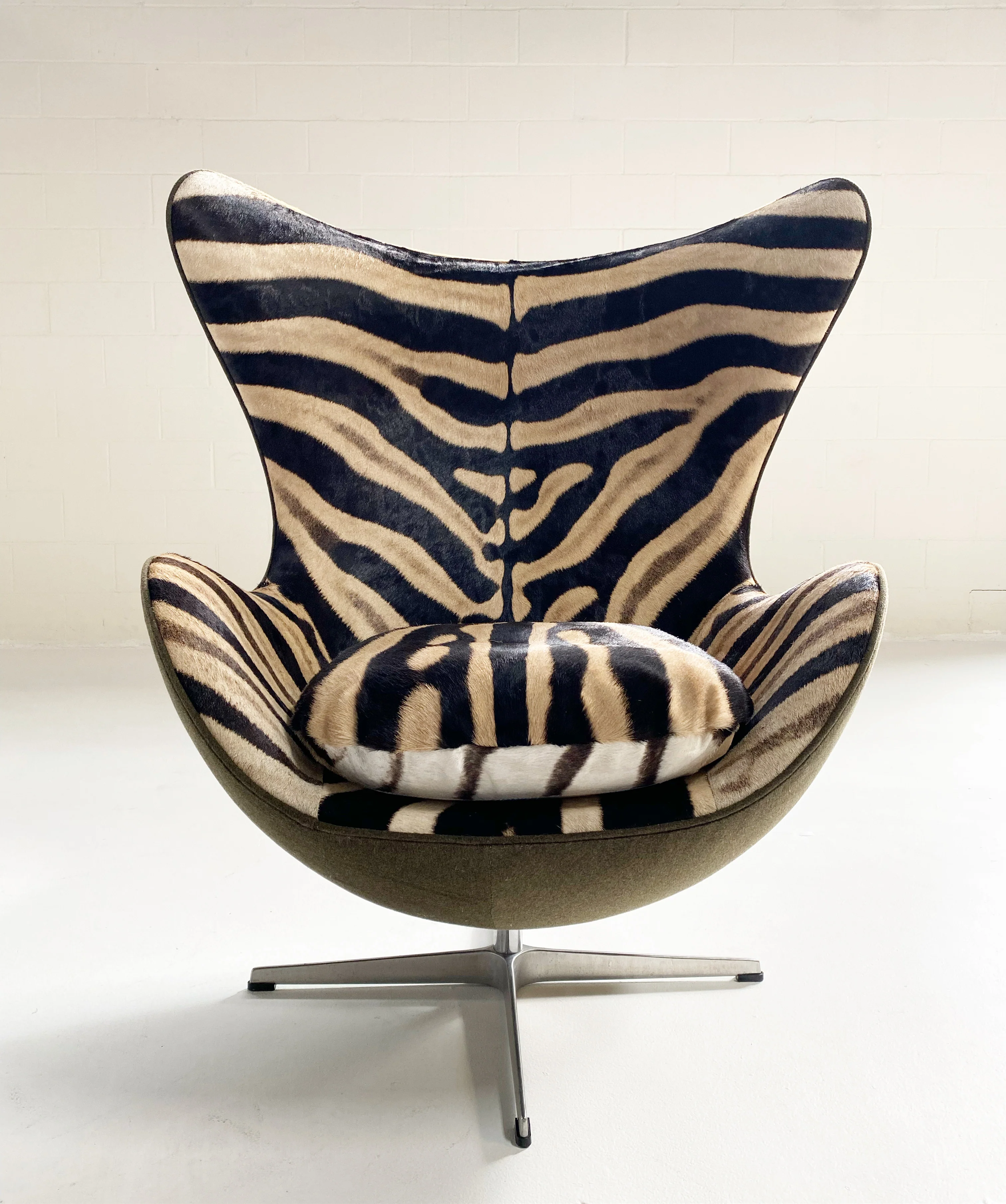 Bespoke Egg Chair and Ottoman in Zebra - Image 10