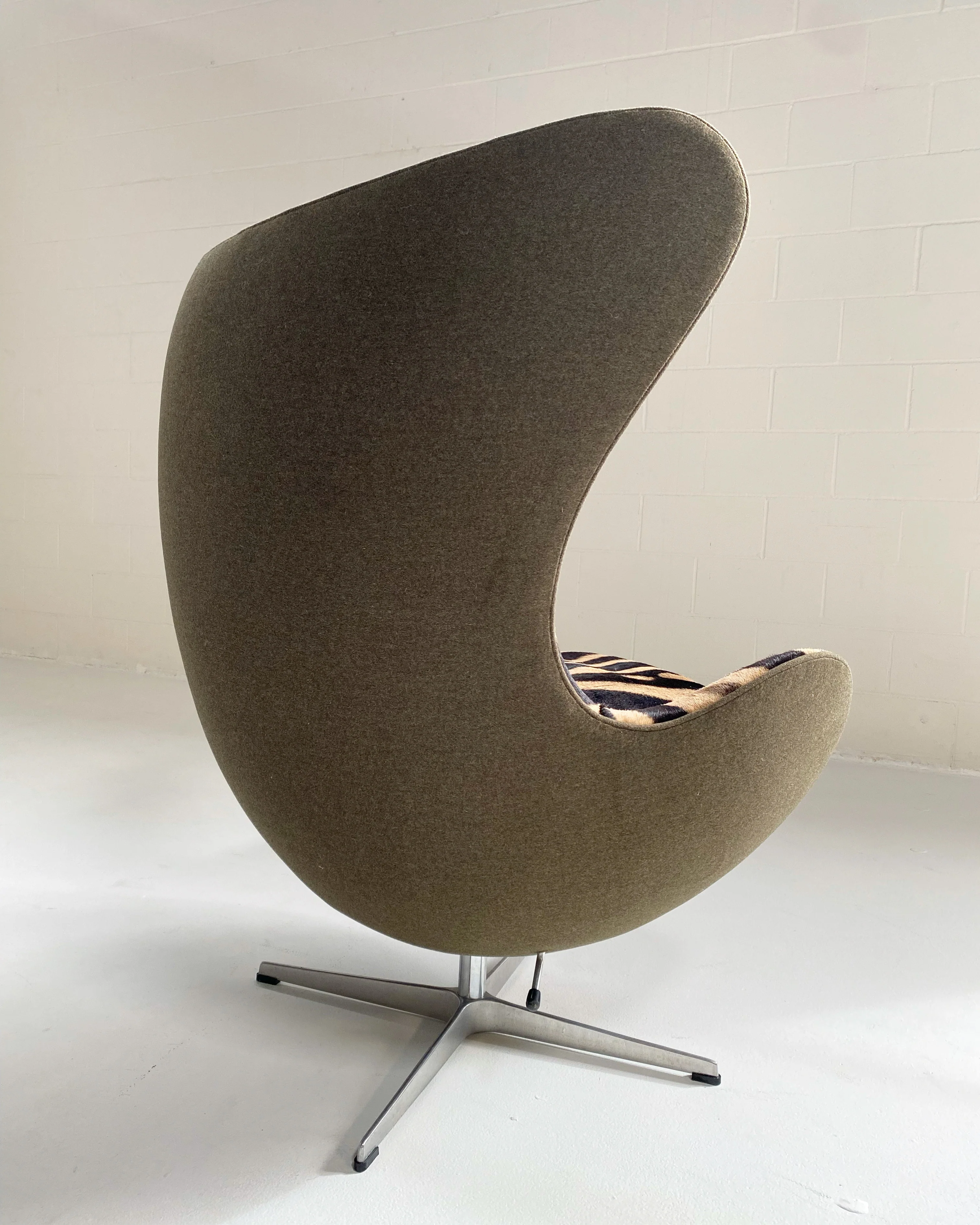 Bespoke Egg Chair and Ottoman in Zebra - Image 6