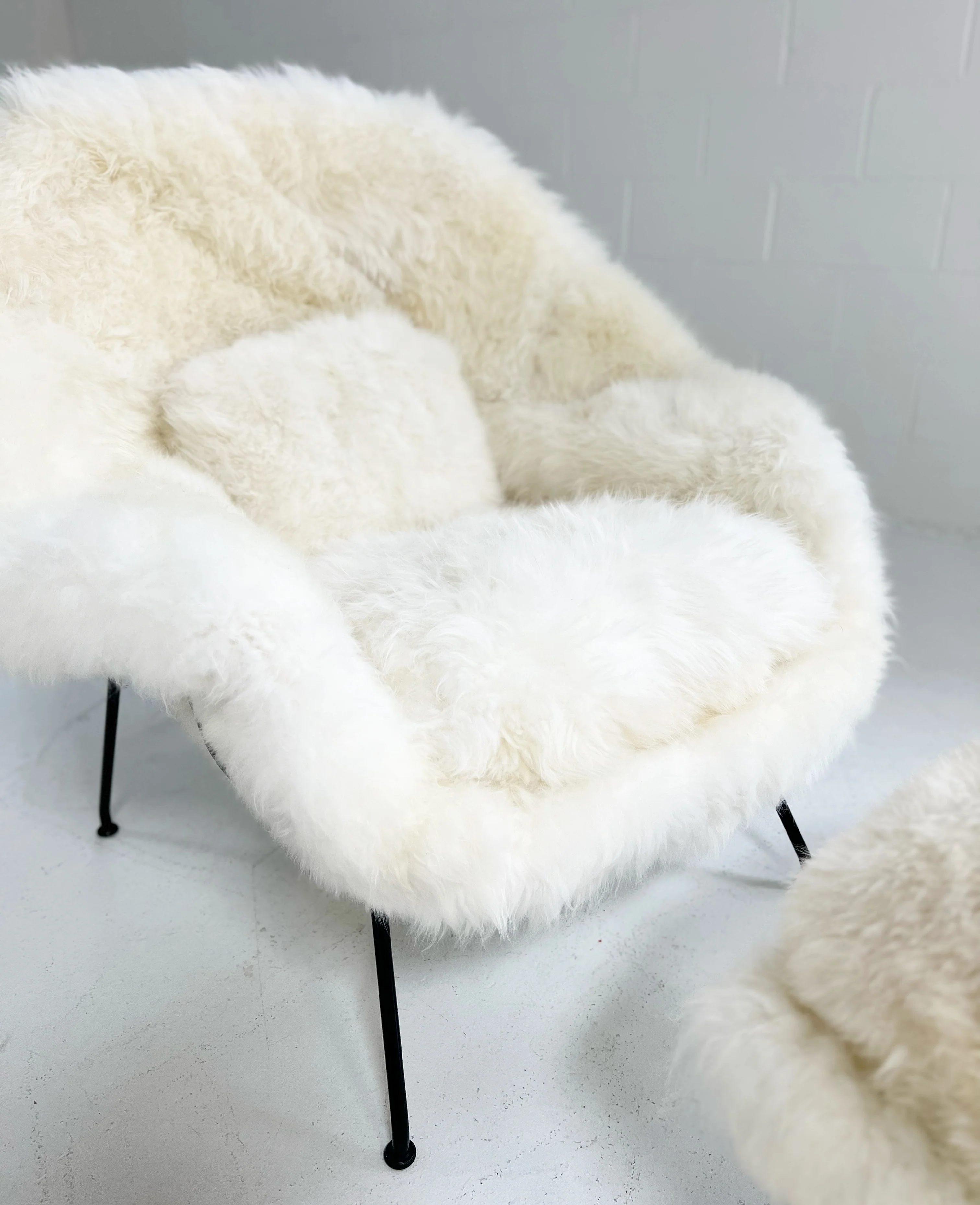 Bespoke Womb Chair and Ottoman in Natural Cashmere - Image 16