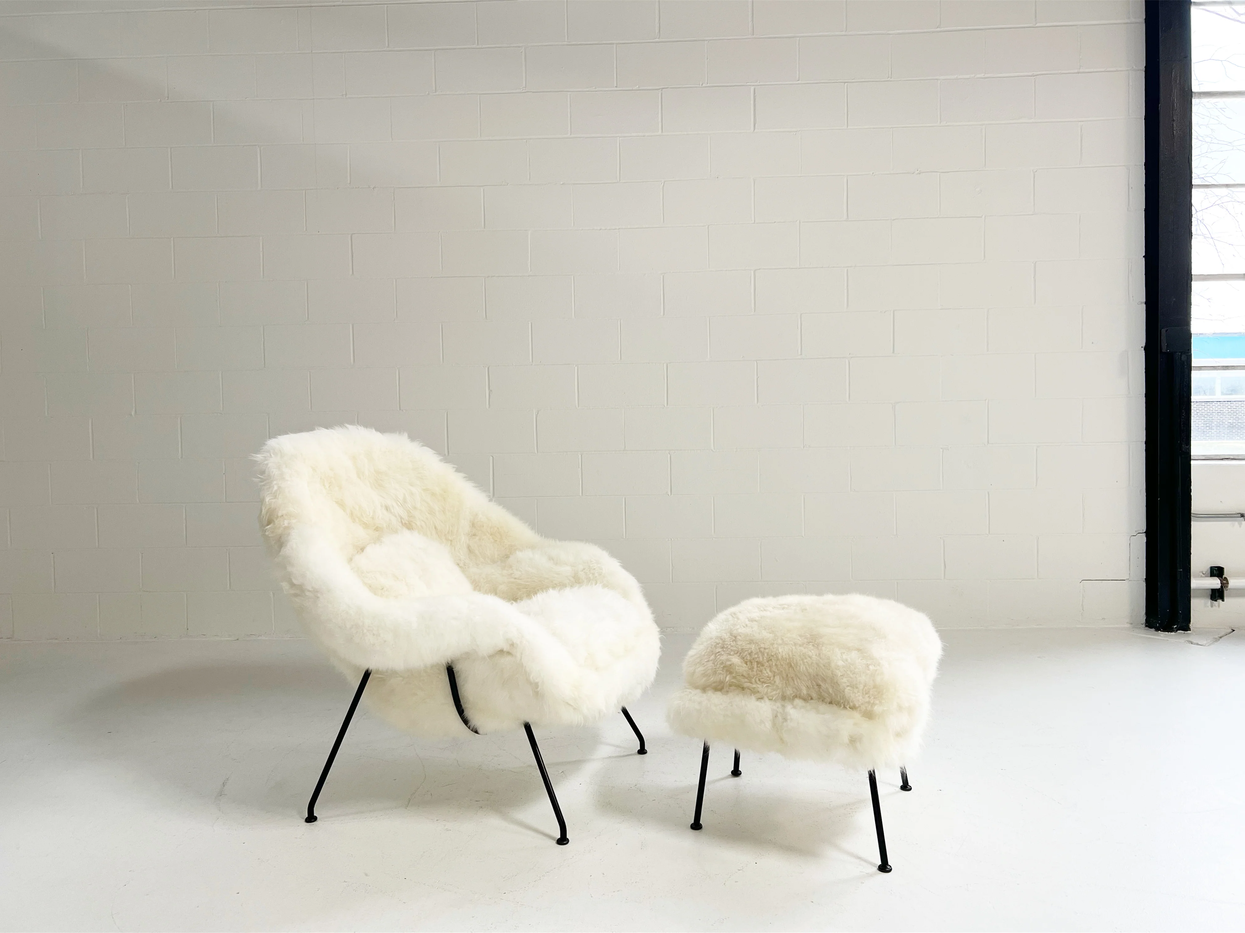 Bespoke Womb Chair and Ottoman in Natural Cashmere - Image 5