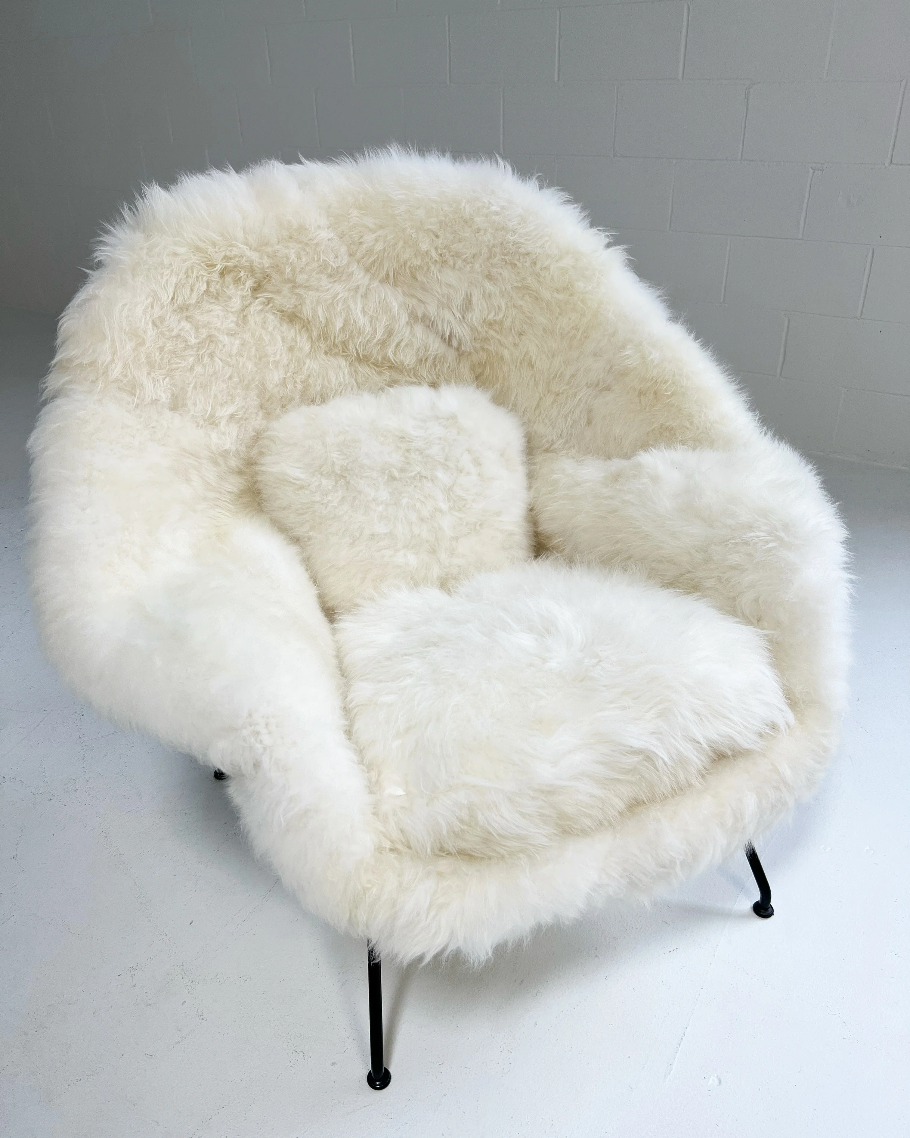 Bespoke Womb Chair and Ottoman in Natural Cashmere - Image 8