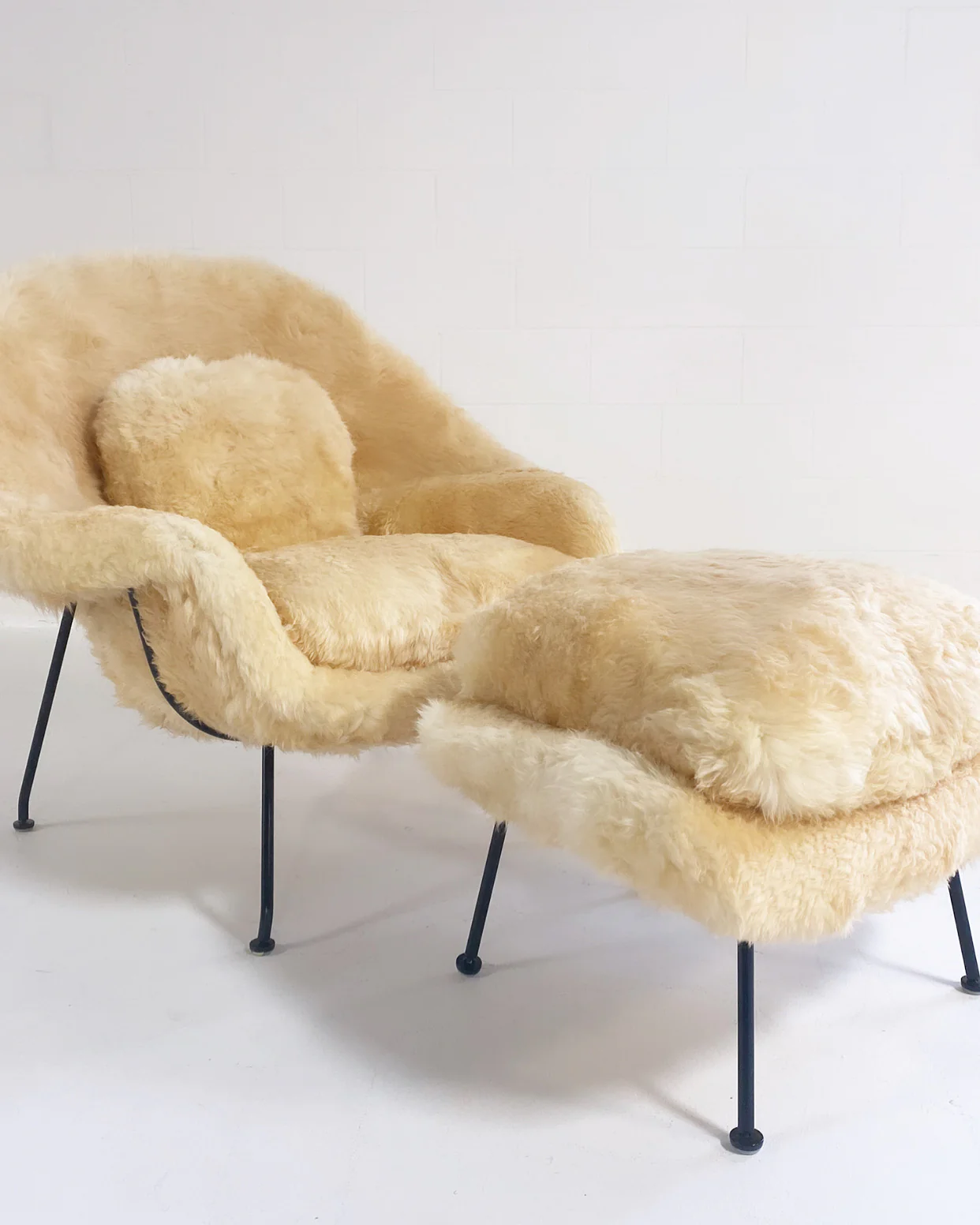 Bespoke Womb Chair and Ottoman in Texas Sheepskin - Image 11