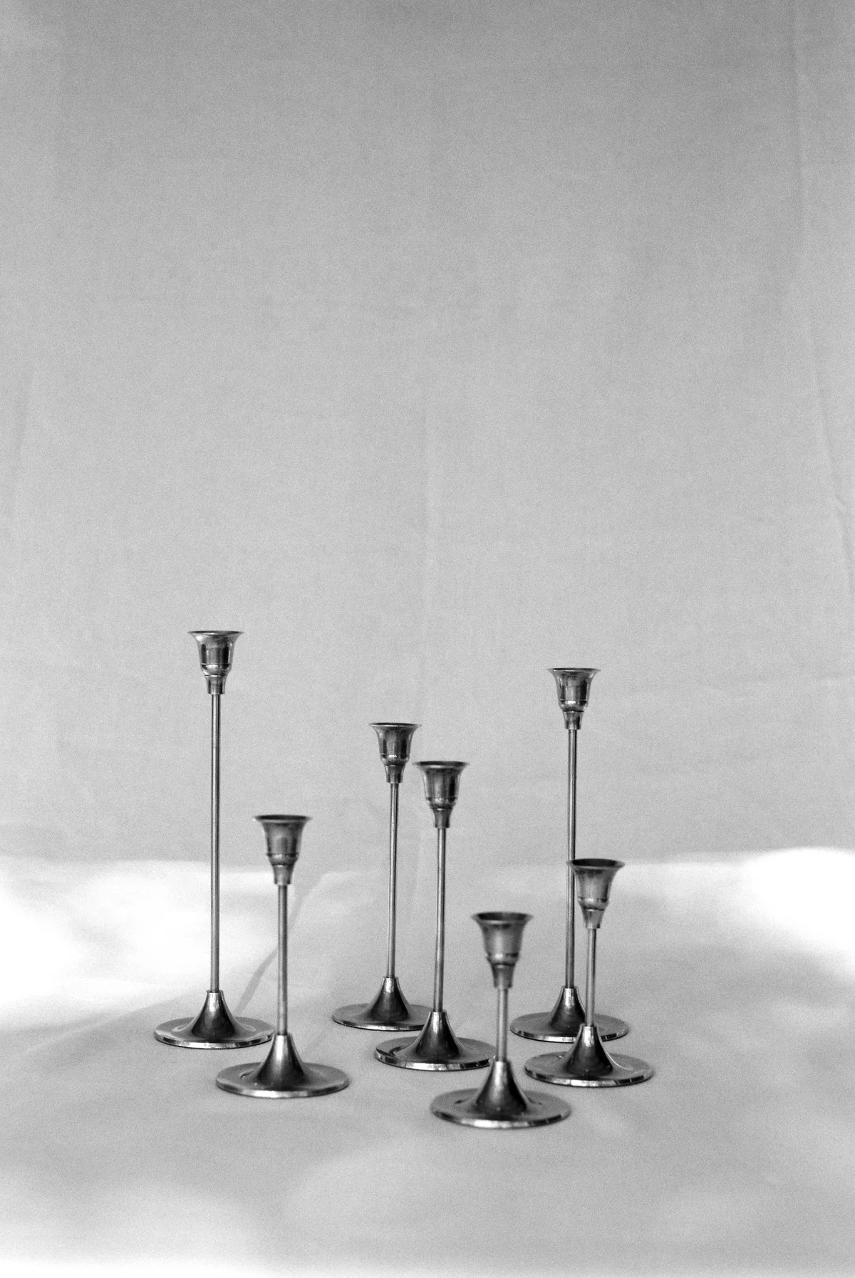 Candlesticks of Various Sizes, Set of 7 - Brass - Image 10