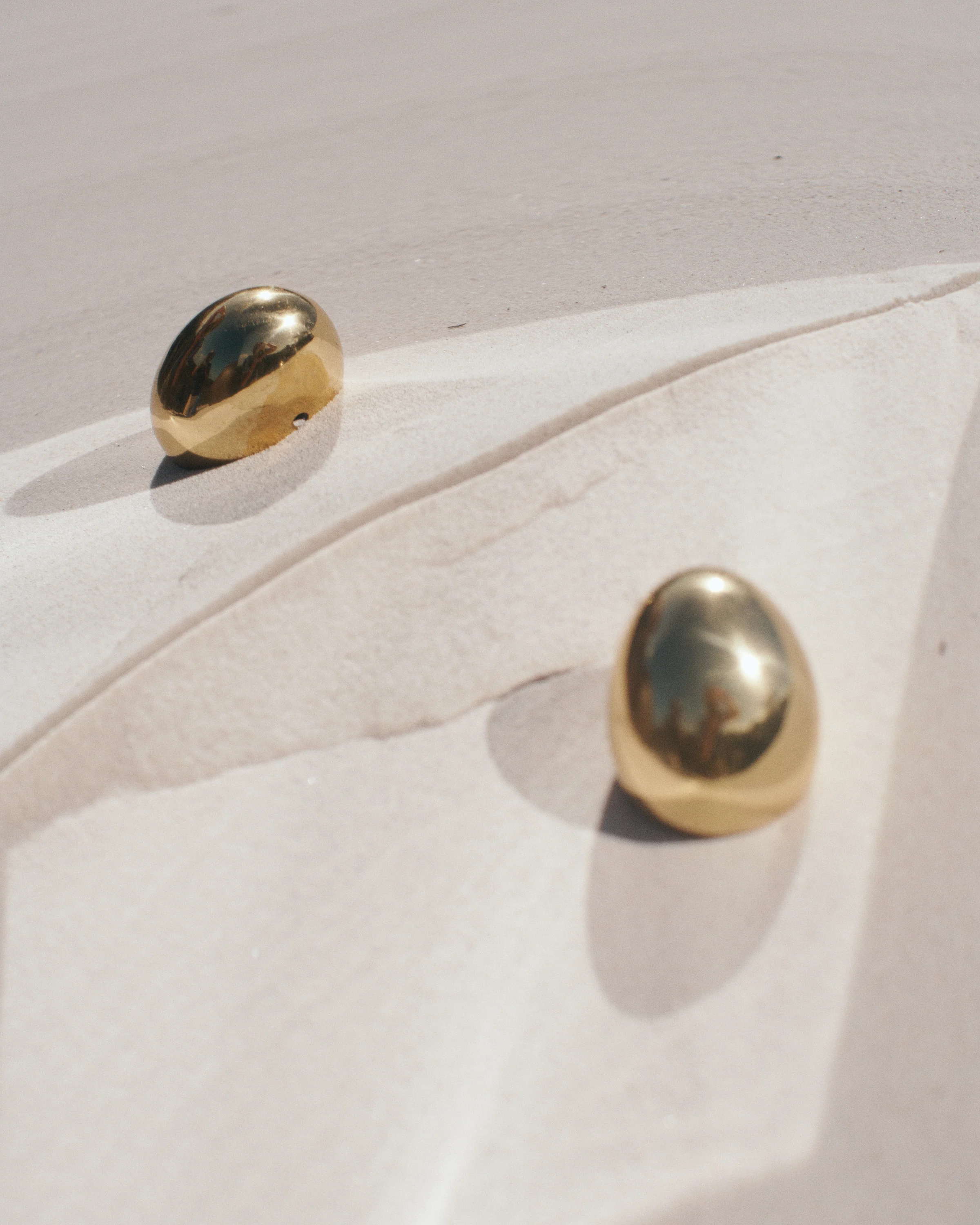 Brass Egg Paperweight - Image 18