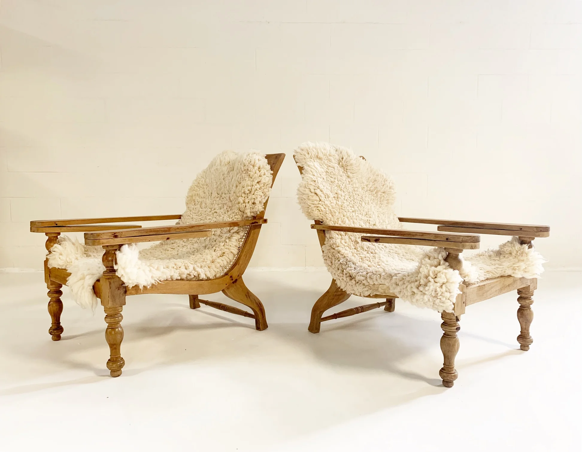 British Colonial Plantation Chairs, pair - Image 5