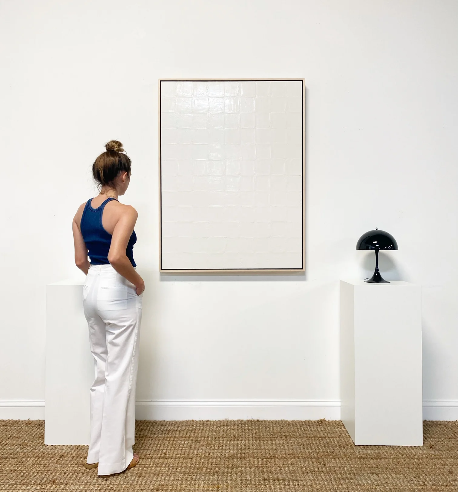 BV, White - Image 2