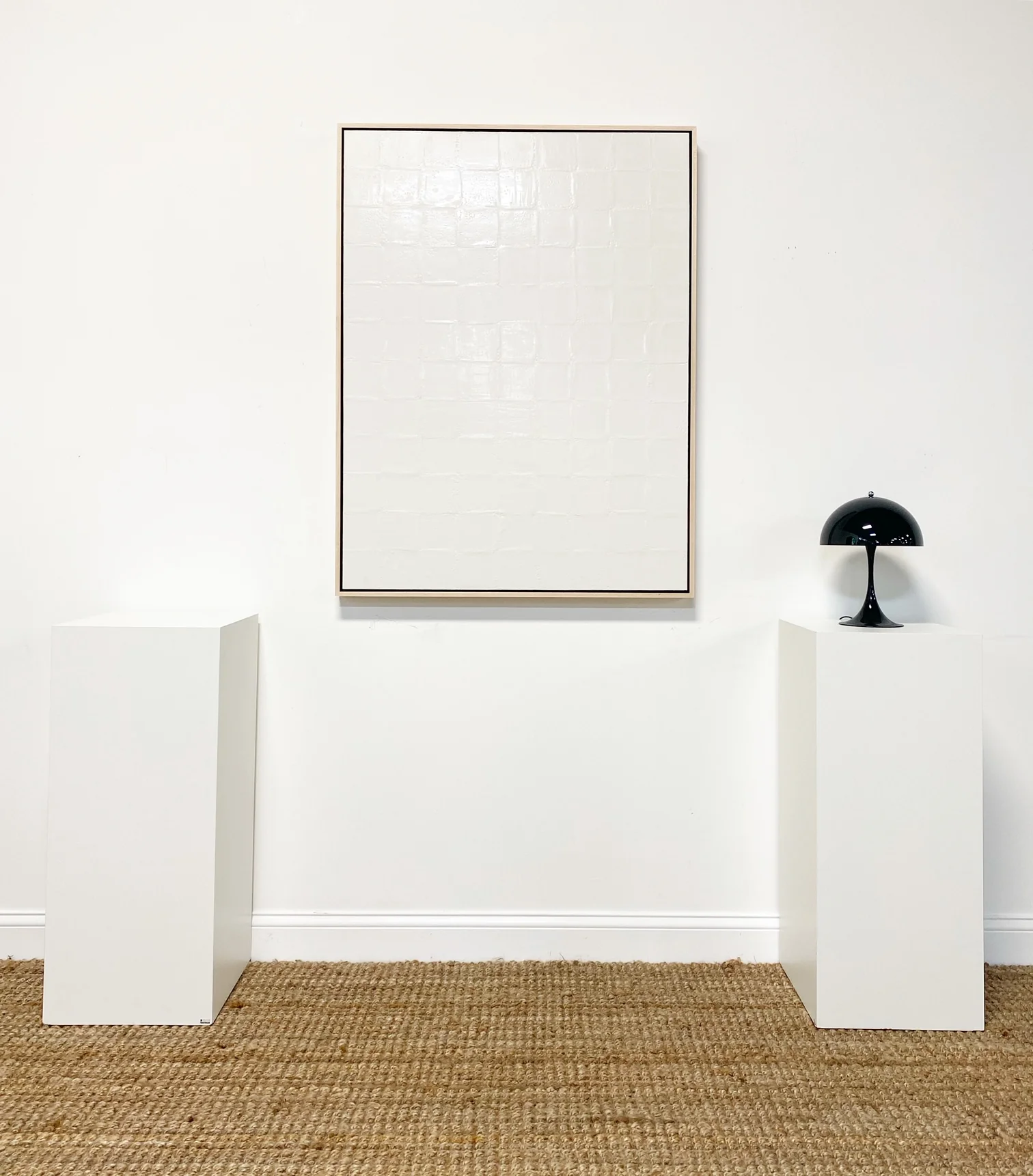 BV, White - Image 5