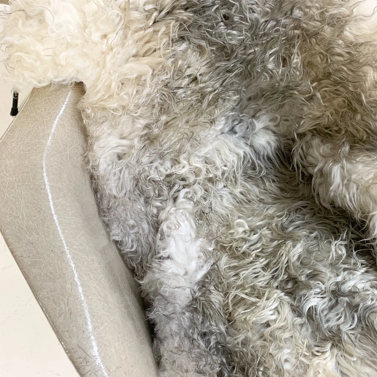 DAX Chairs with Sheepskins, Pair - Image 3