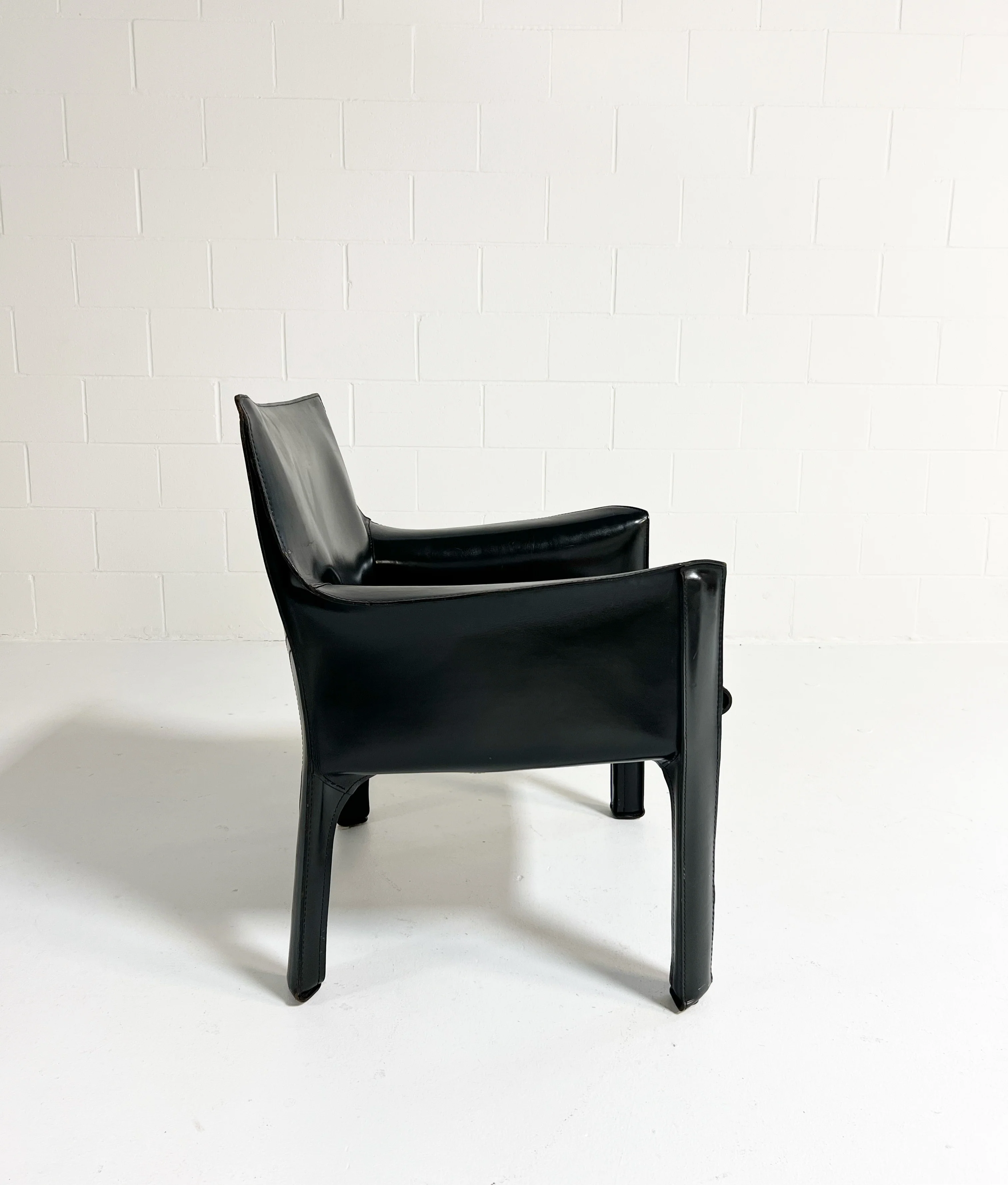Cab Lounge Chair - Image 7