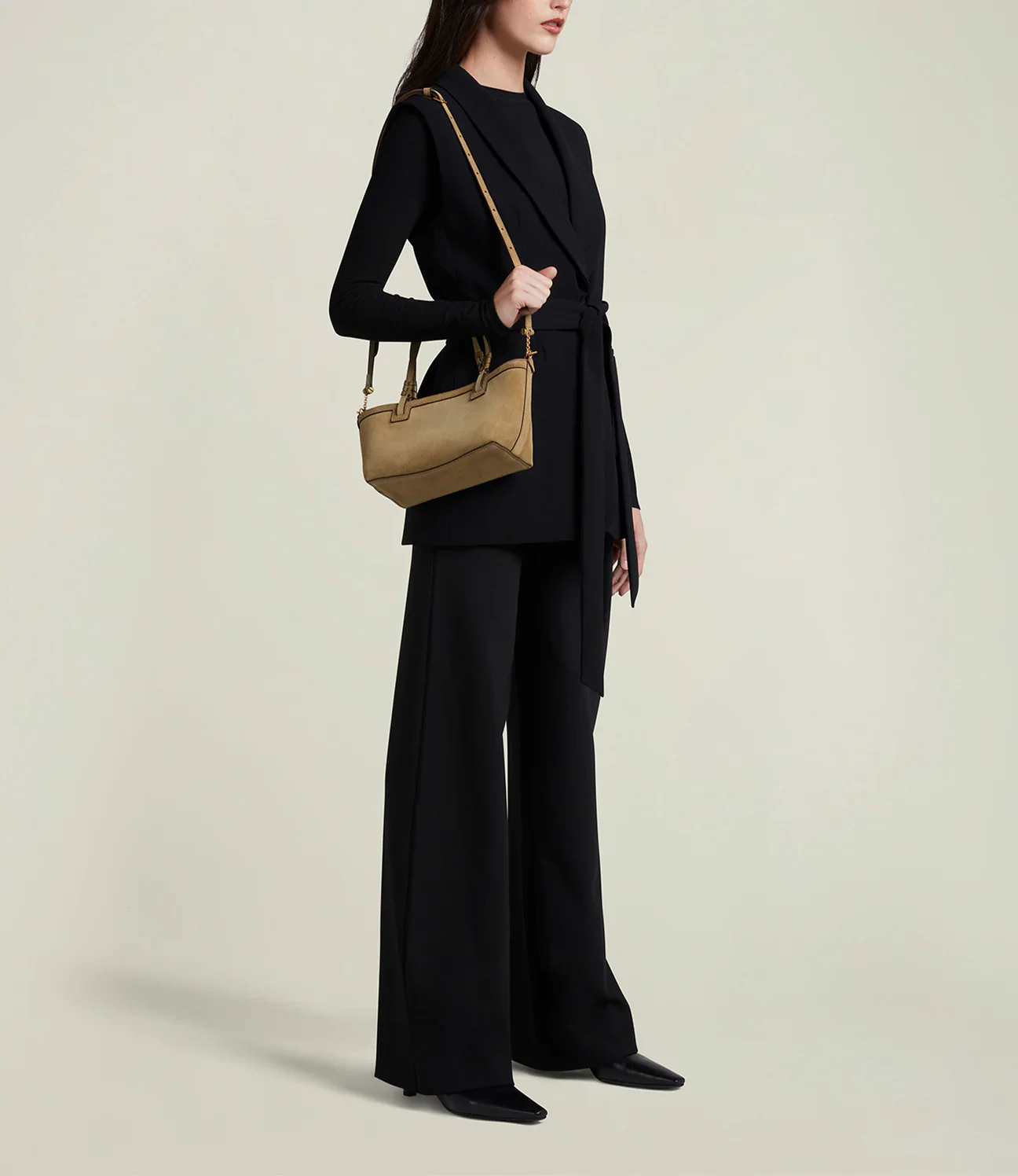 Cala 21 in Suede Chocolate - Image 5