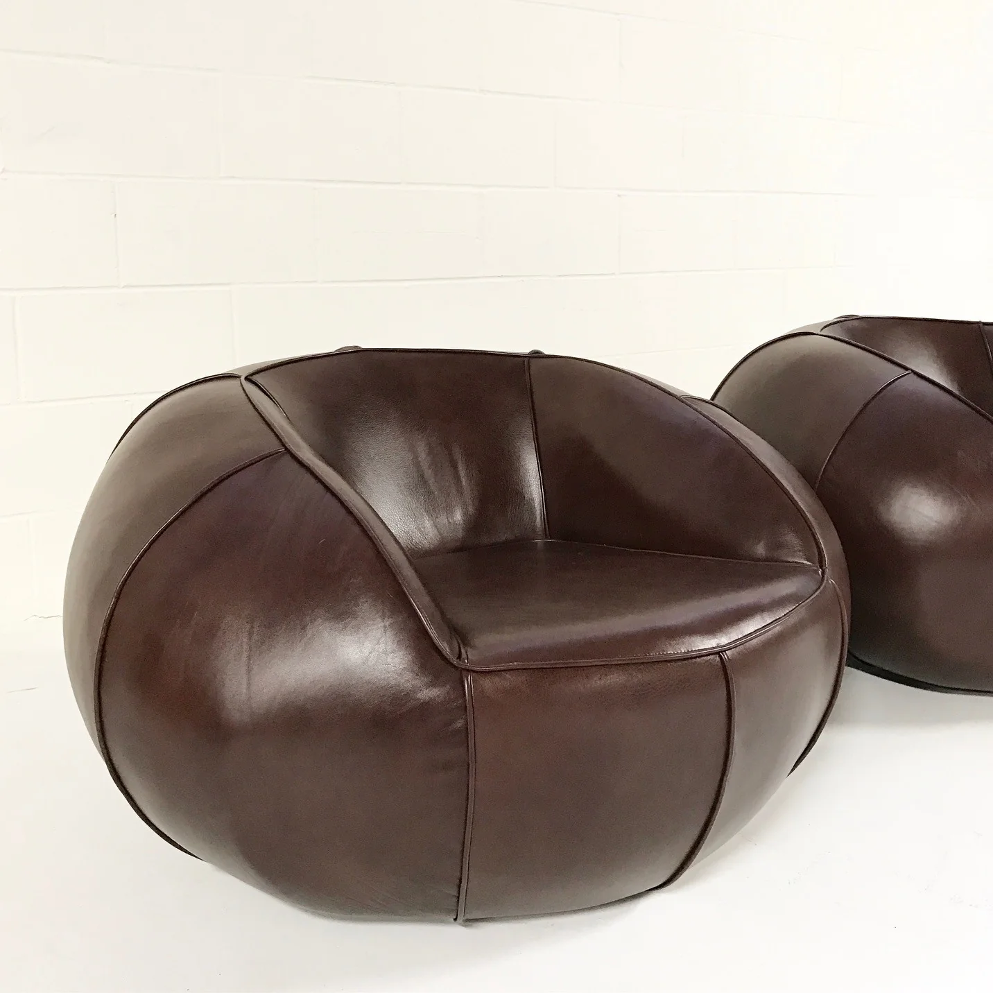 The 5501 "Il Duomo" Lounge Chair - Image 5