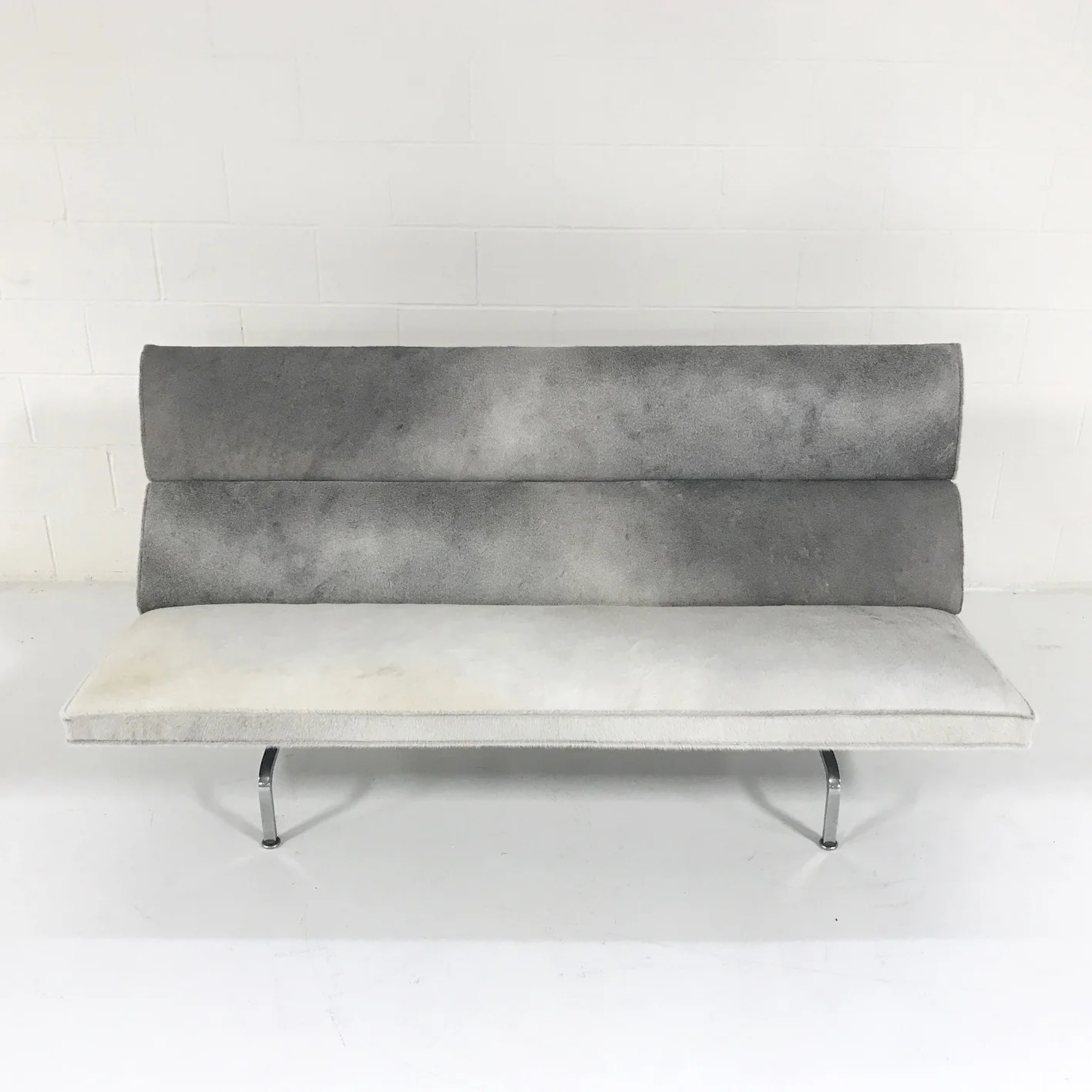 Compact Sofa in Brazilian Cowhide - Image 3