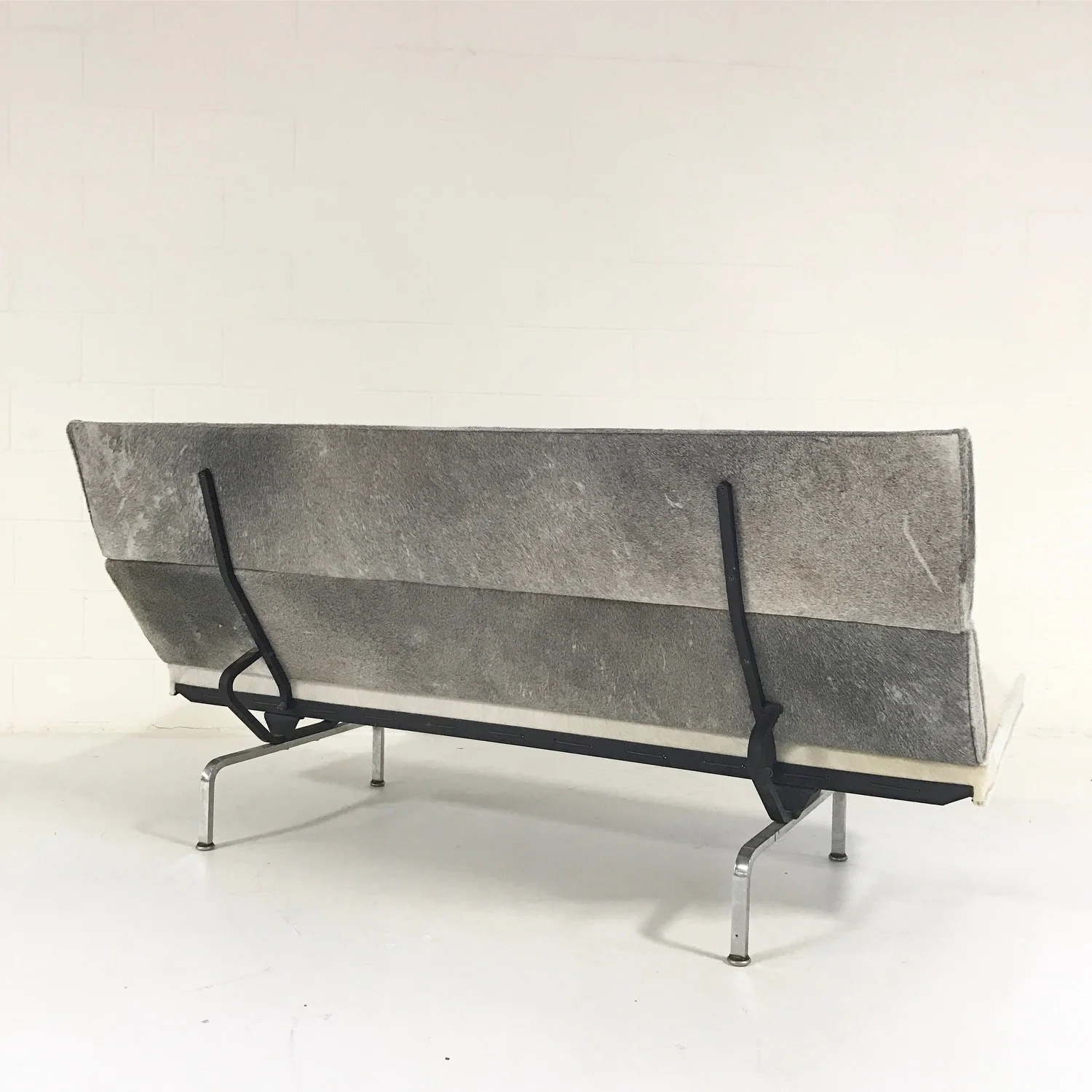 Compact Sofa in Brazilian Cowhide - Image 6