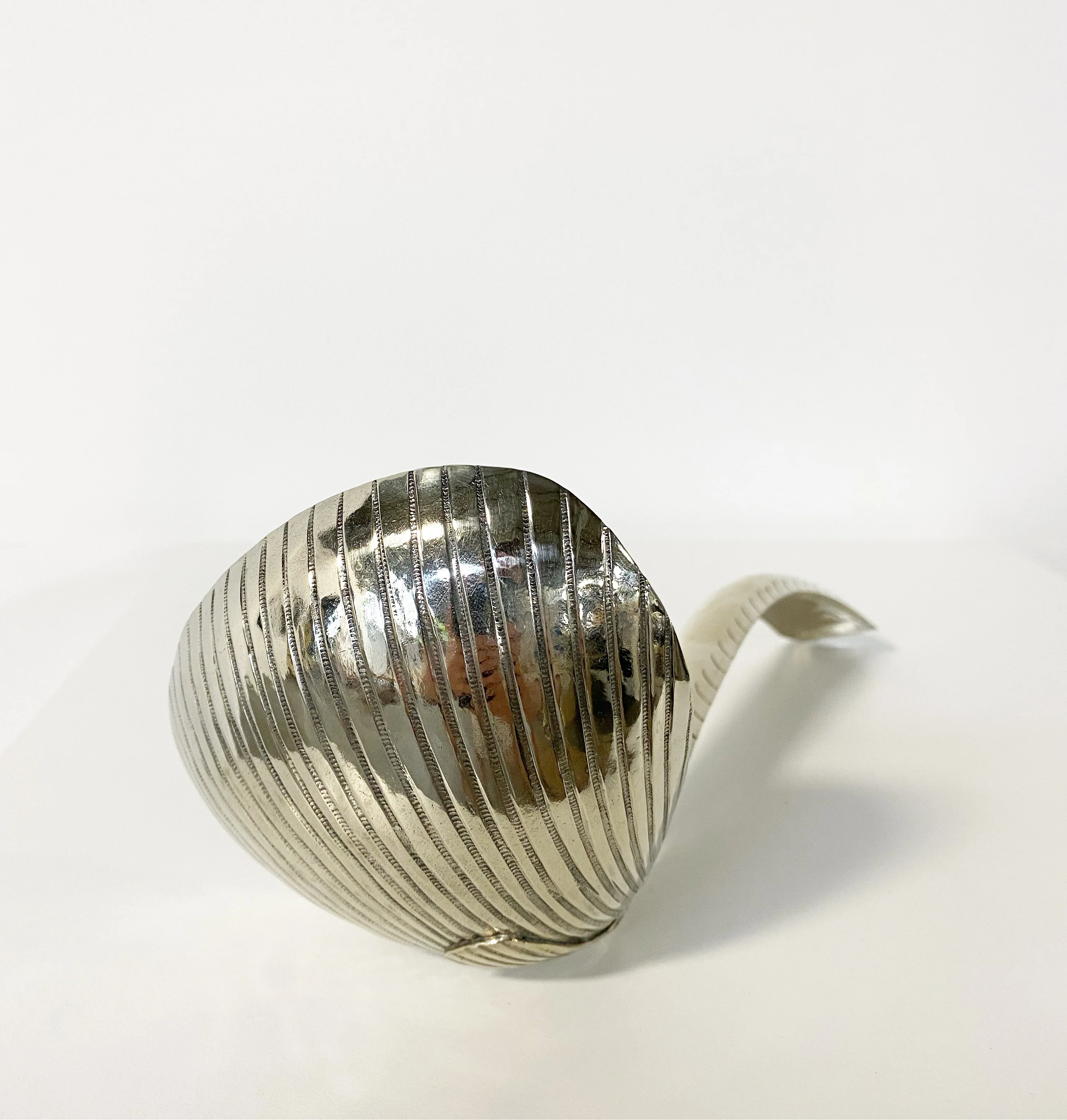Cockle Shell Serving Ladle - Image 8