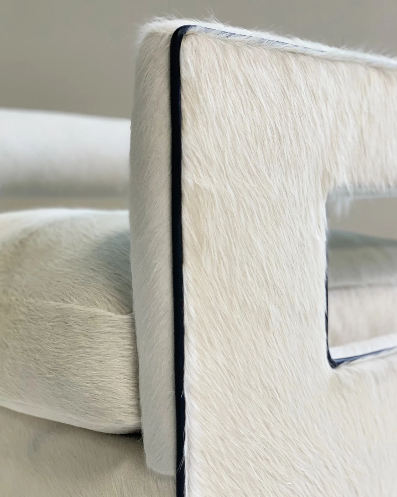 Cube Chairs in Brazilian Cowhide, pair - Image 2