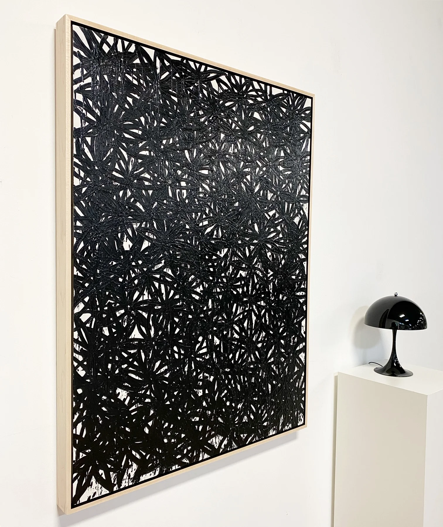 Daisies, Black. - Image 4