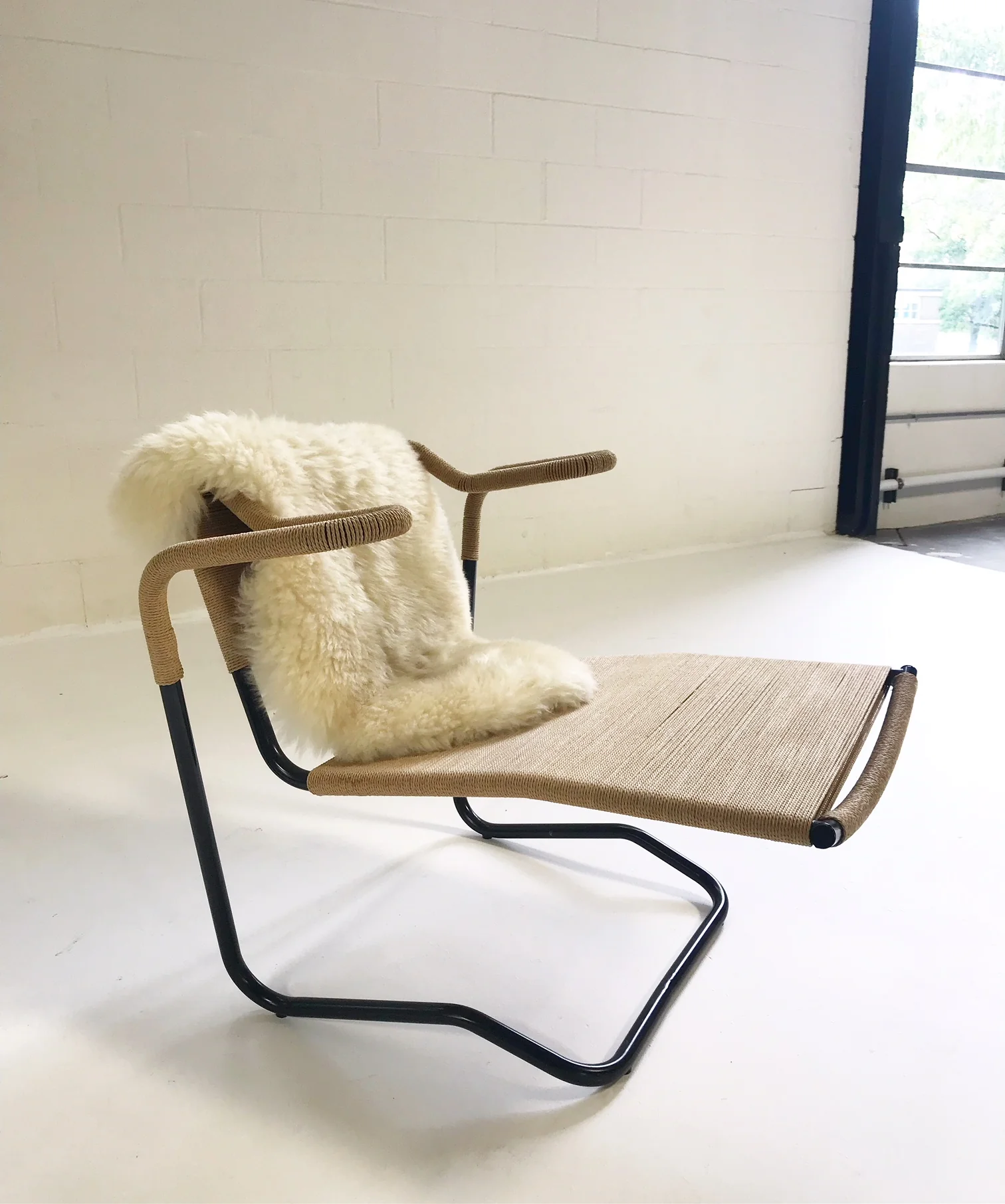 Model 2750 Lounge Chair with Brazilian Sheepskin - Image 3