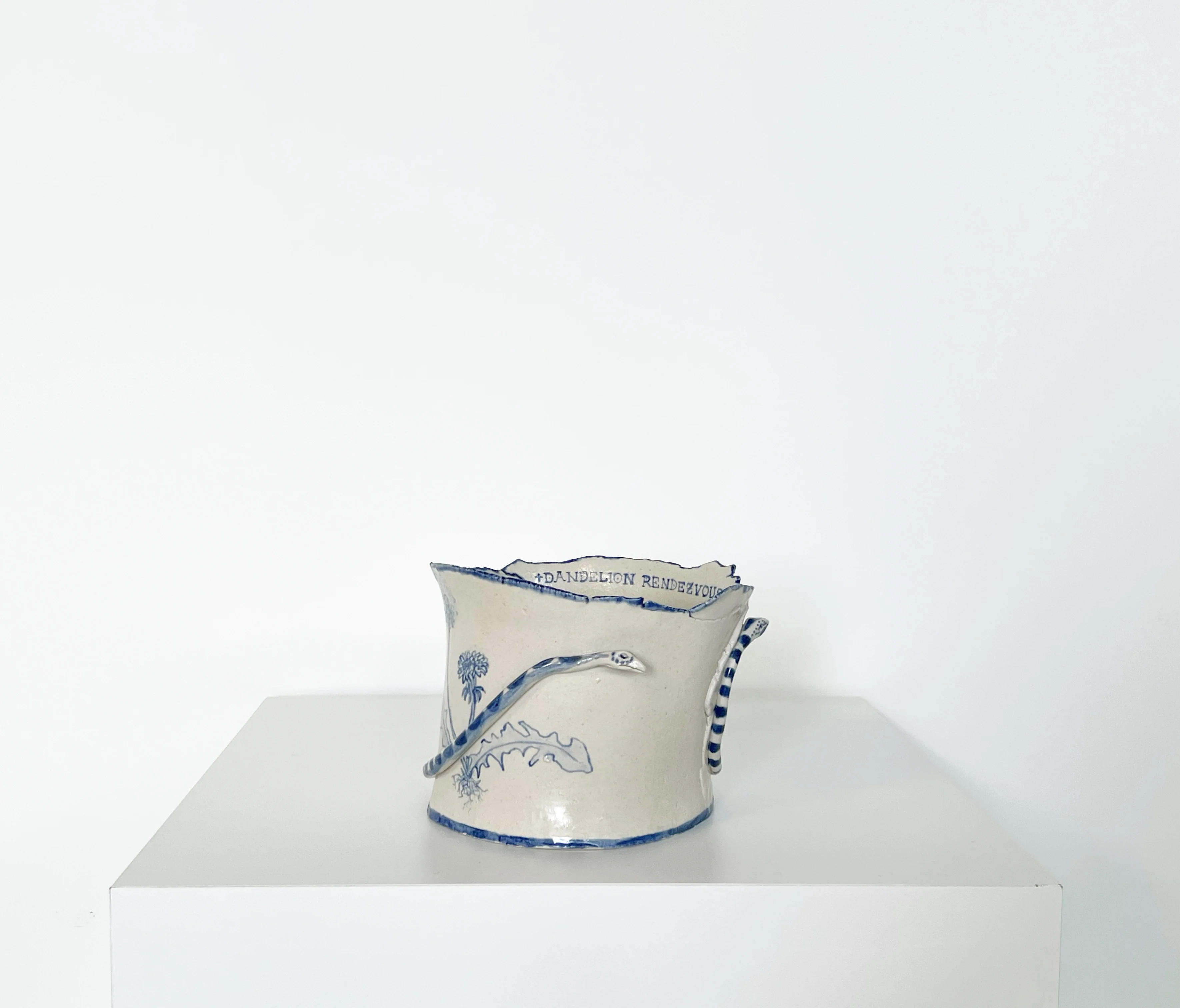 Dandelion Rendezvous Vase - Image 6