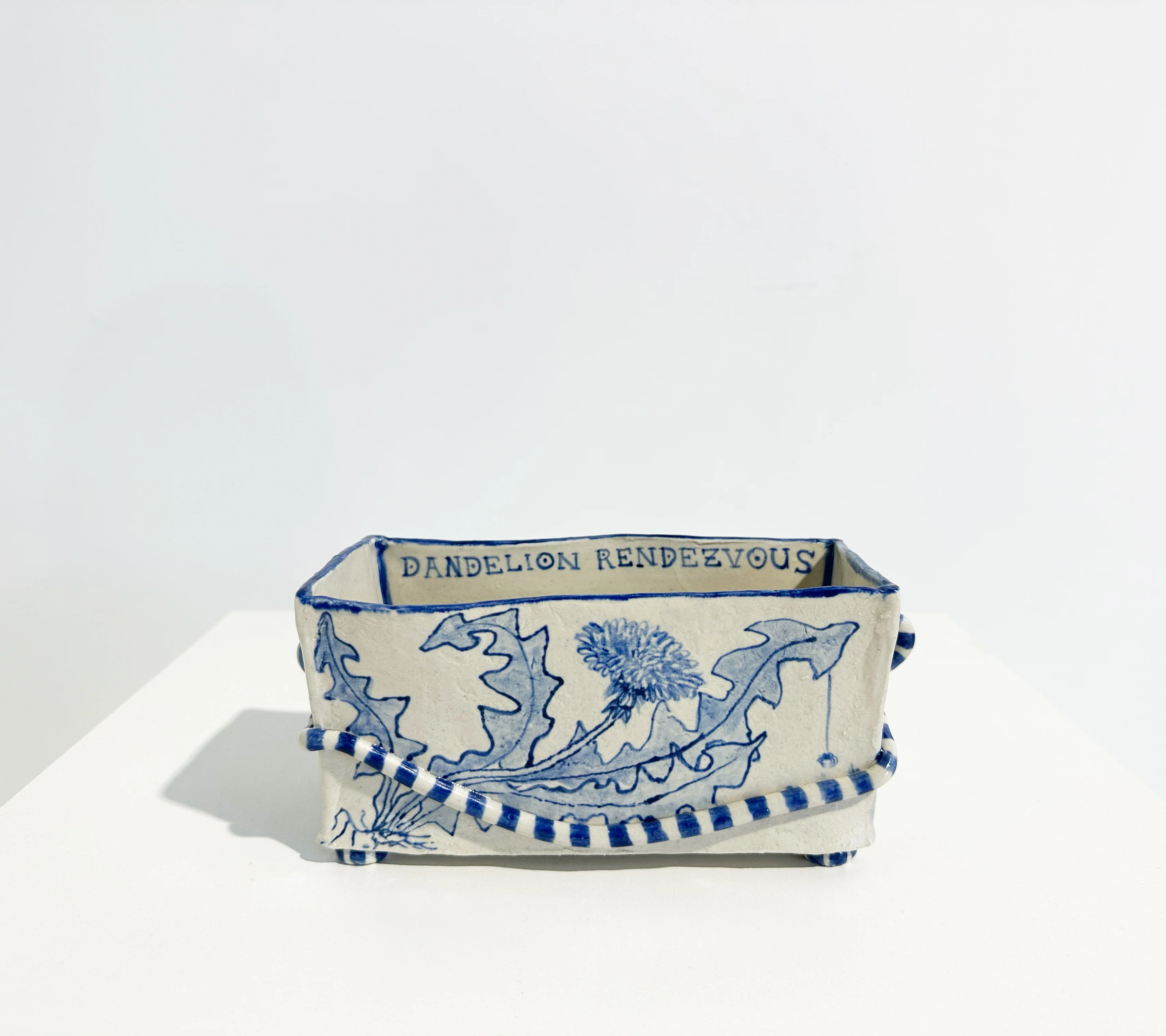 Dandelion Rendezvous Vase - Image 2