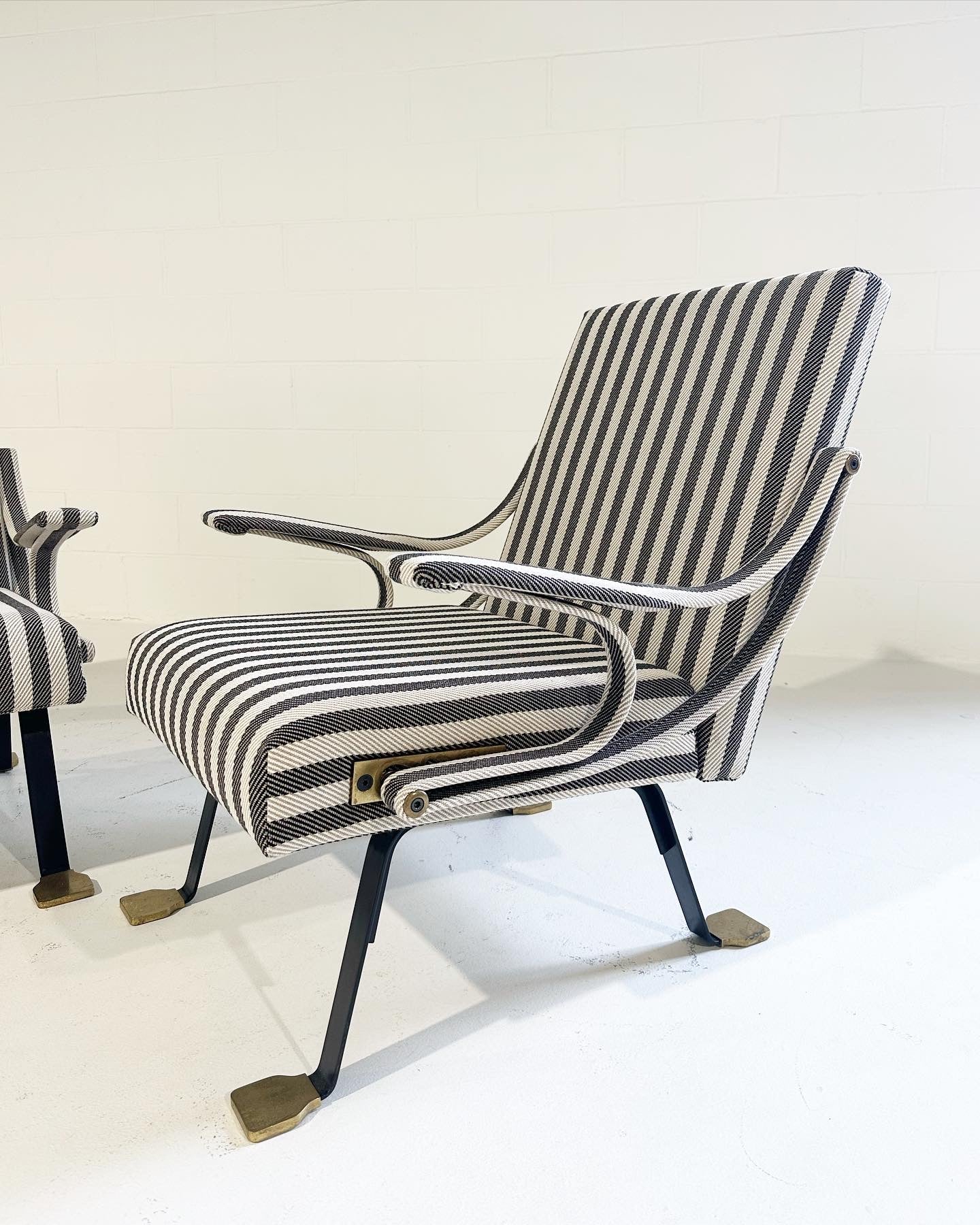 Digamma Lounge Chairs in Dedar Cotton Twill, Pair - Image 3