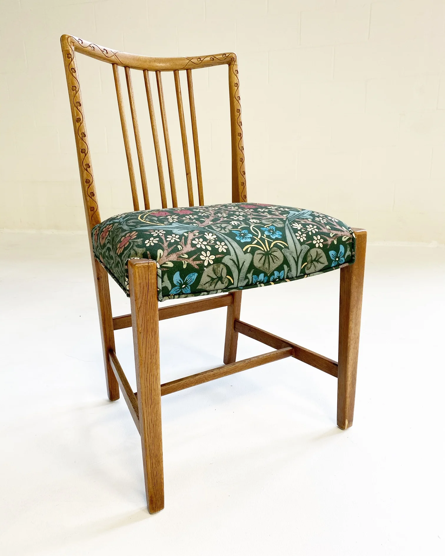 Dining Chairs in William Morris Blackthorn, Pair - Image 3