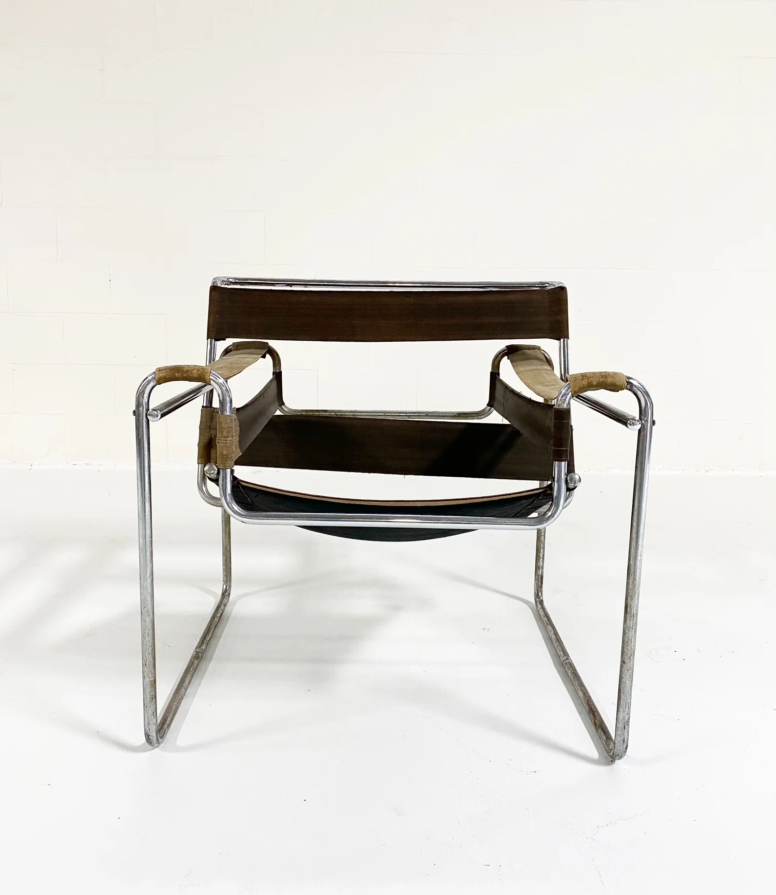 Early Canvas Model B3 "Wassily" Chair, Green Eisengarn Canvas - Image 7