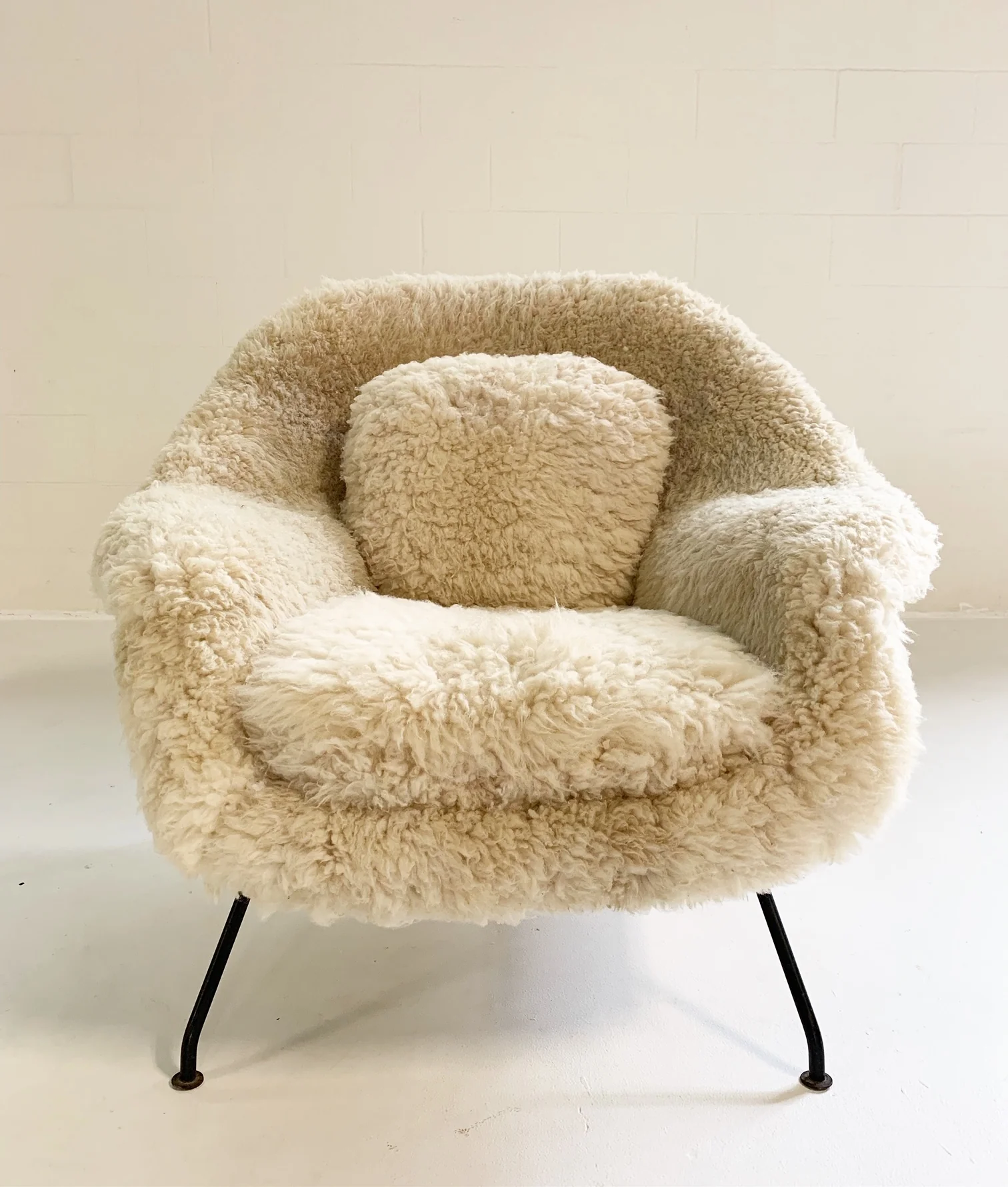 Bespoke Womb Chair in California Sheepskin - Image 3