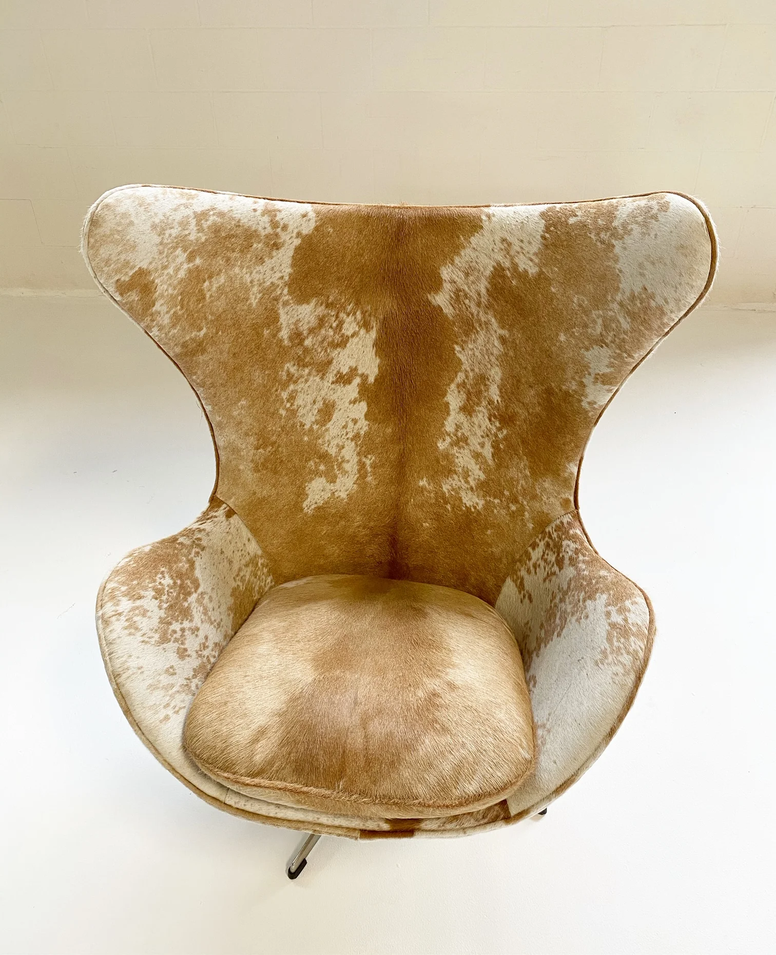 Egg Chair in Brazilian Cowhide - Image 10