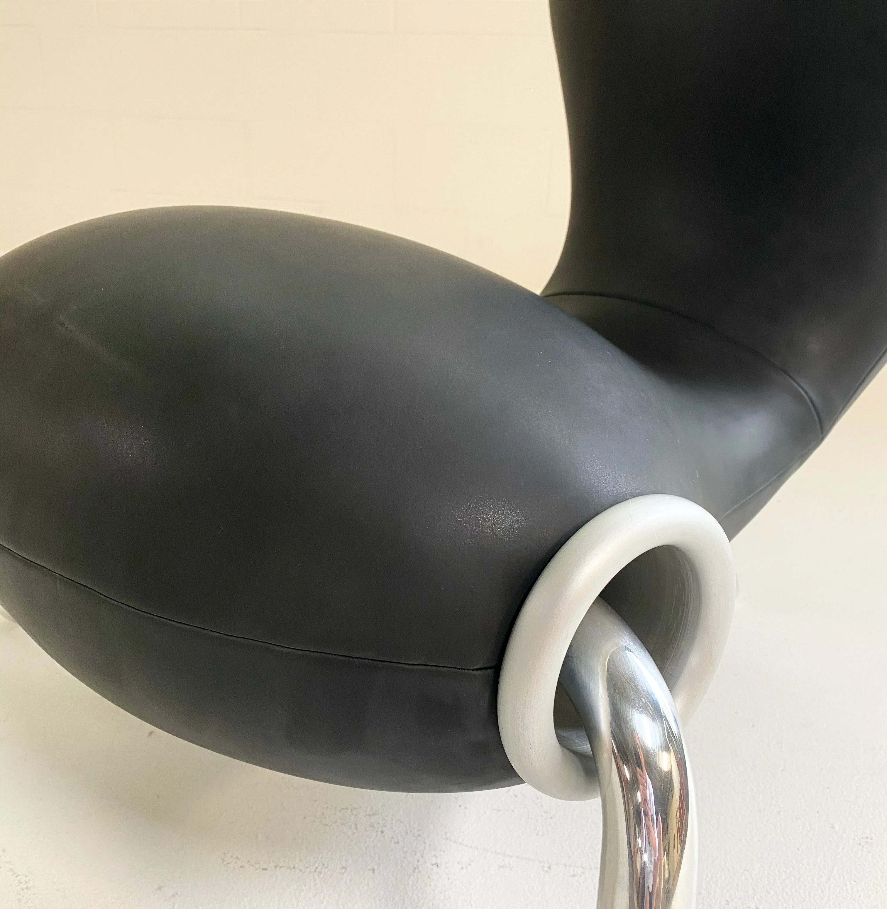Embryo Chair - Image 3