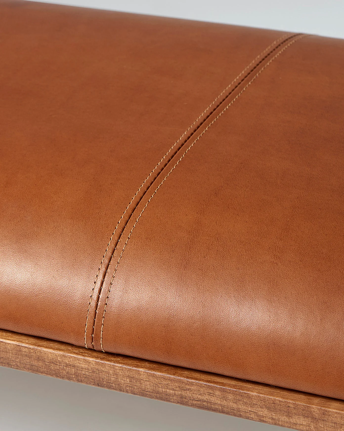 Entre Bench | Leather - Image 2