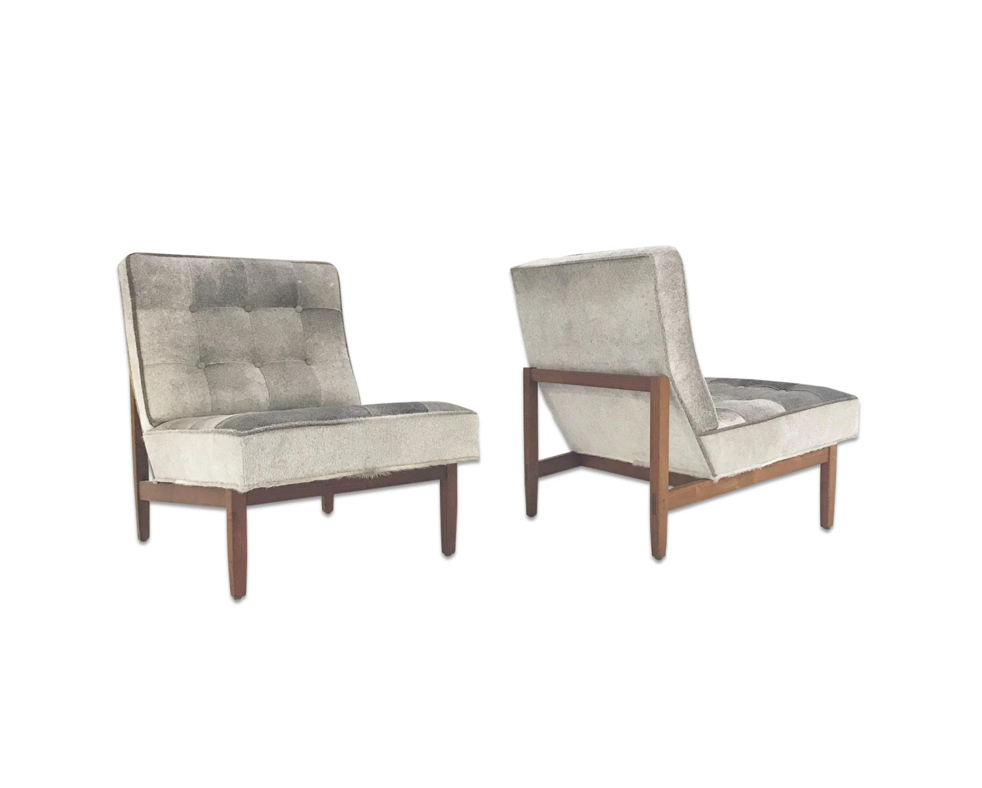 Lounge Chairs in Brazilian Cowhide, pair - Image 11