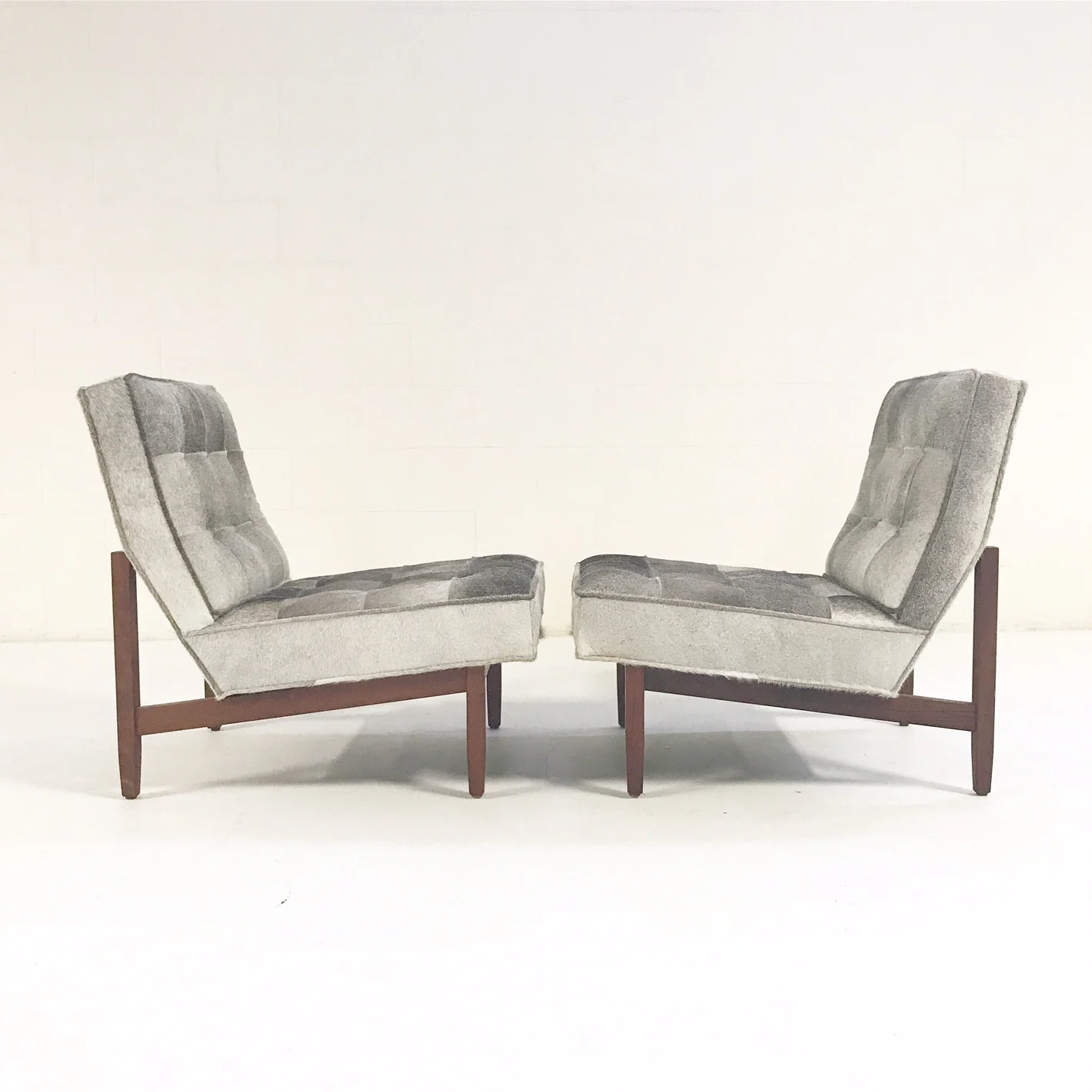 Lounge Chairs in Brazilian Cowhide, pair - Image 7
