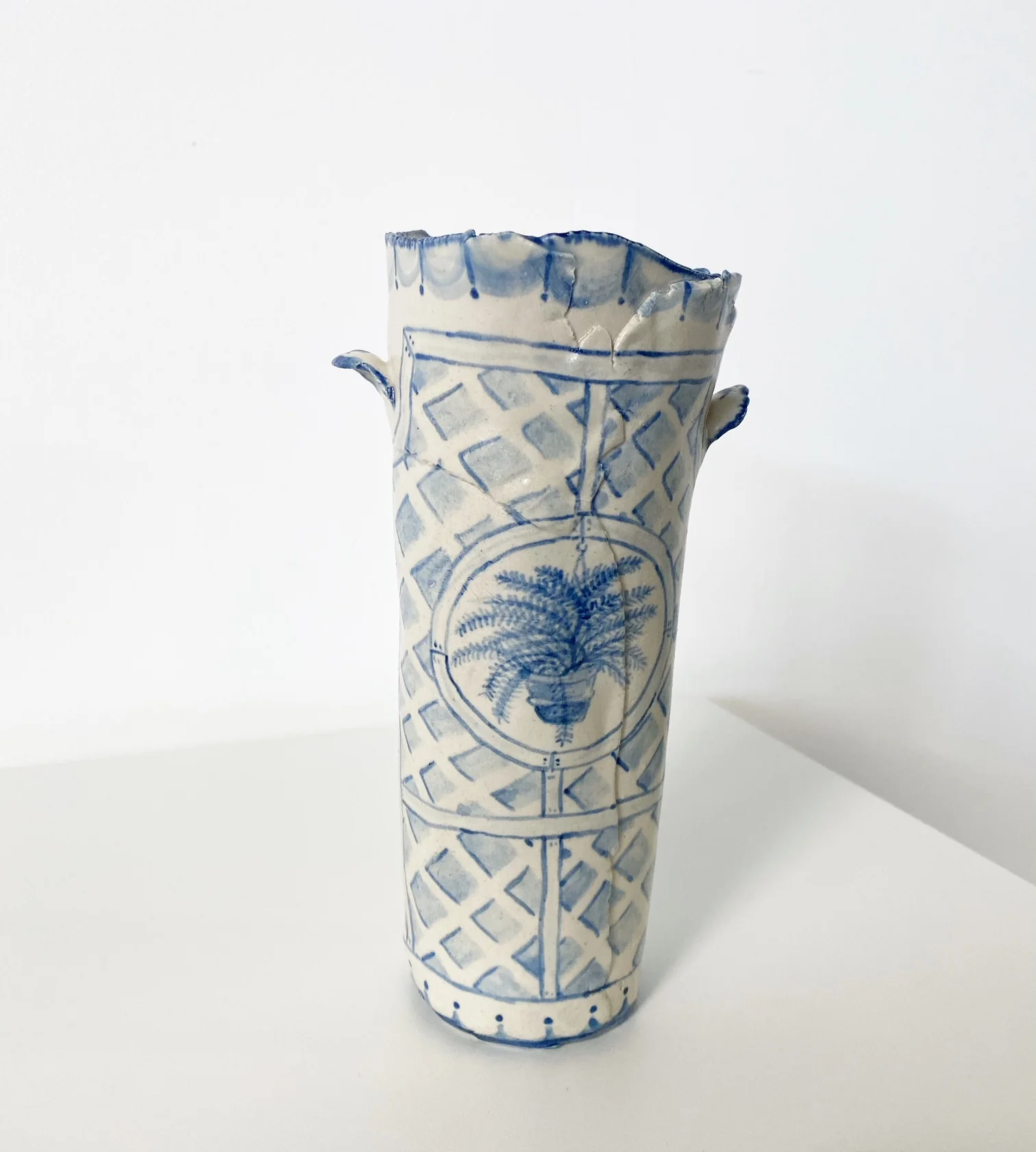 Garden Trellis Vase - Image 3