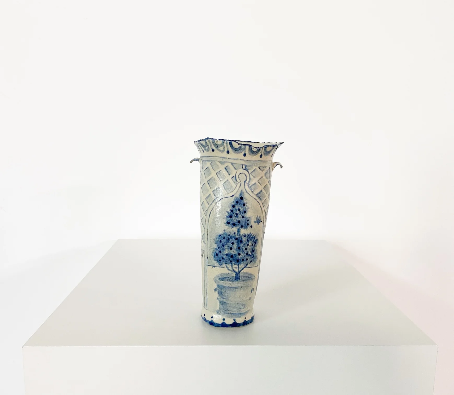 Garden Trellis Vase