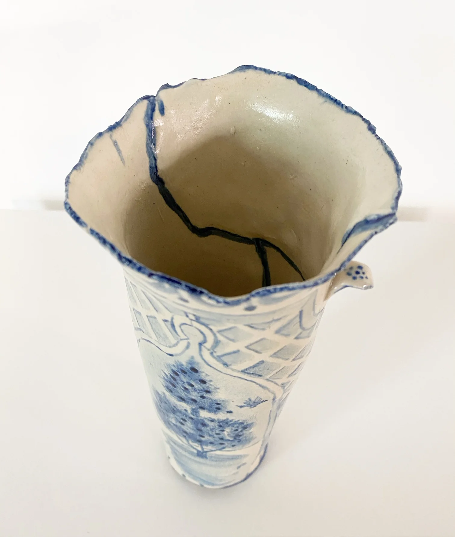 Garden Trellis Vase - Image 3