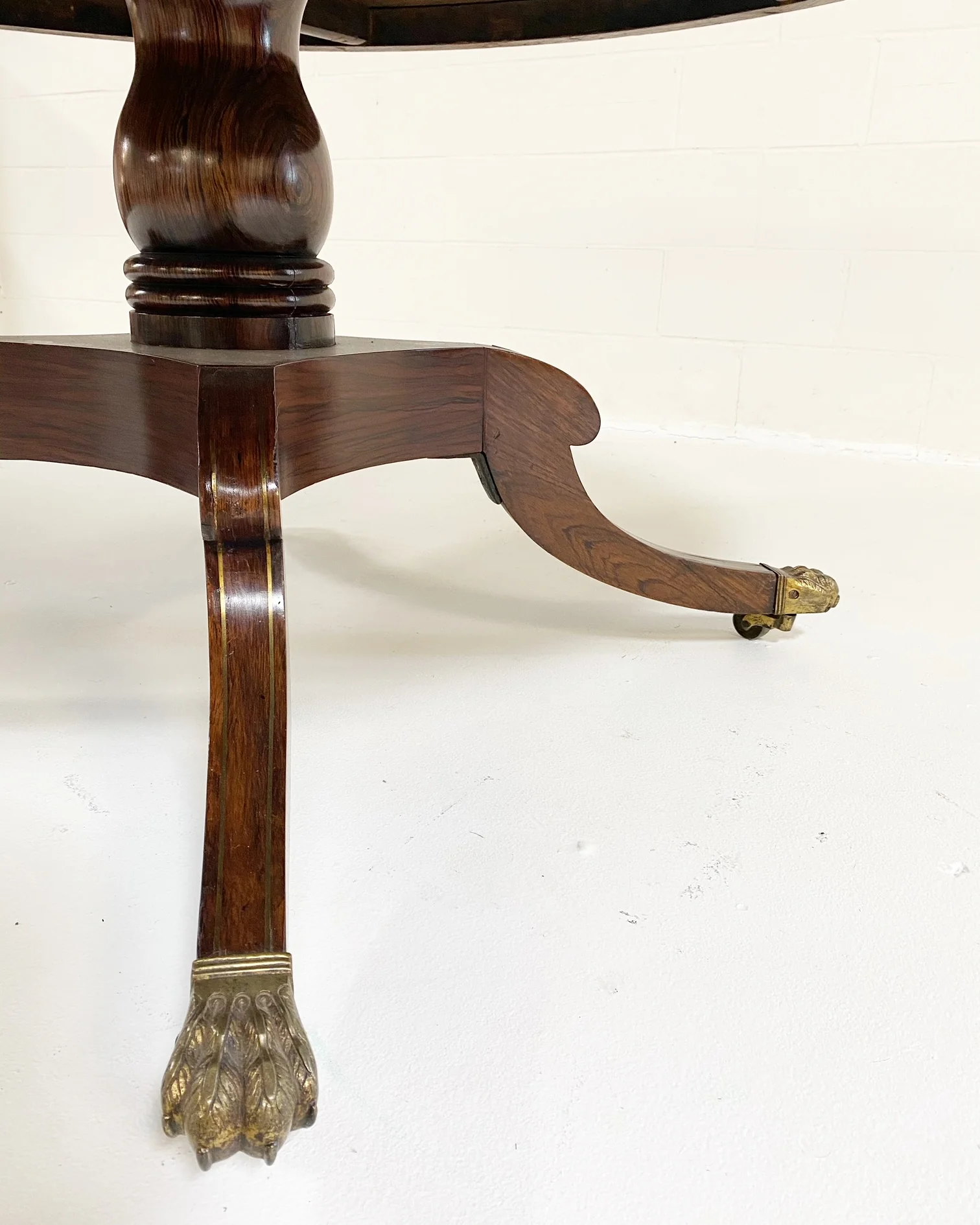 George III Oval Rosewood Dining Table - Image 18